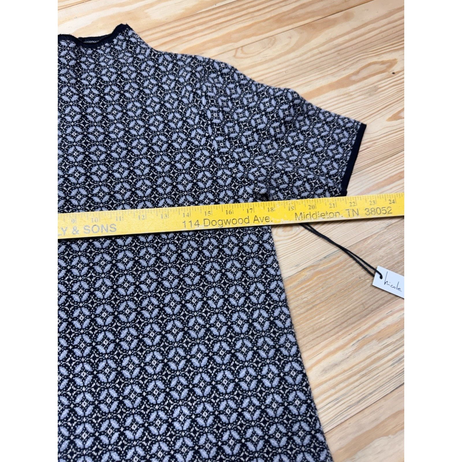 Nicole Miller Nicole Miller Geo Print Black White Sweater Dress Size S NWT Size S / US 4 / IT 40 - 8 Thumbnail