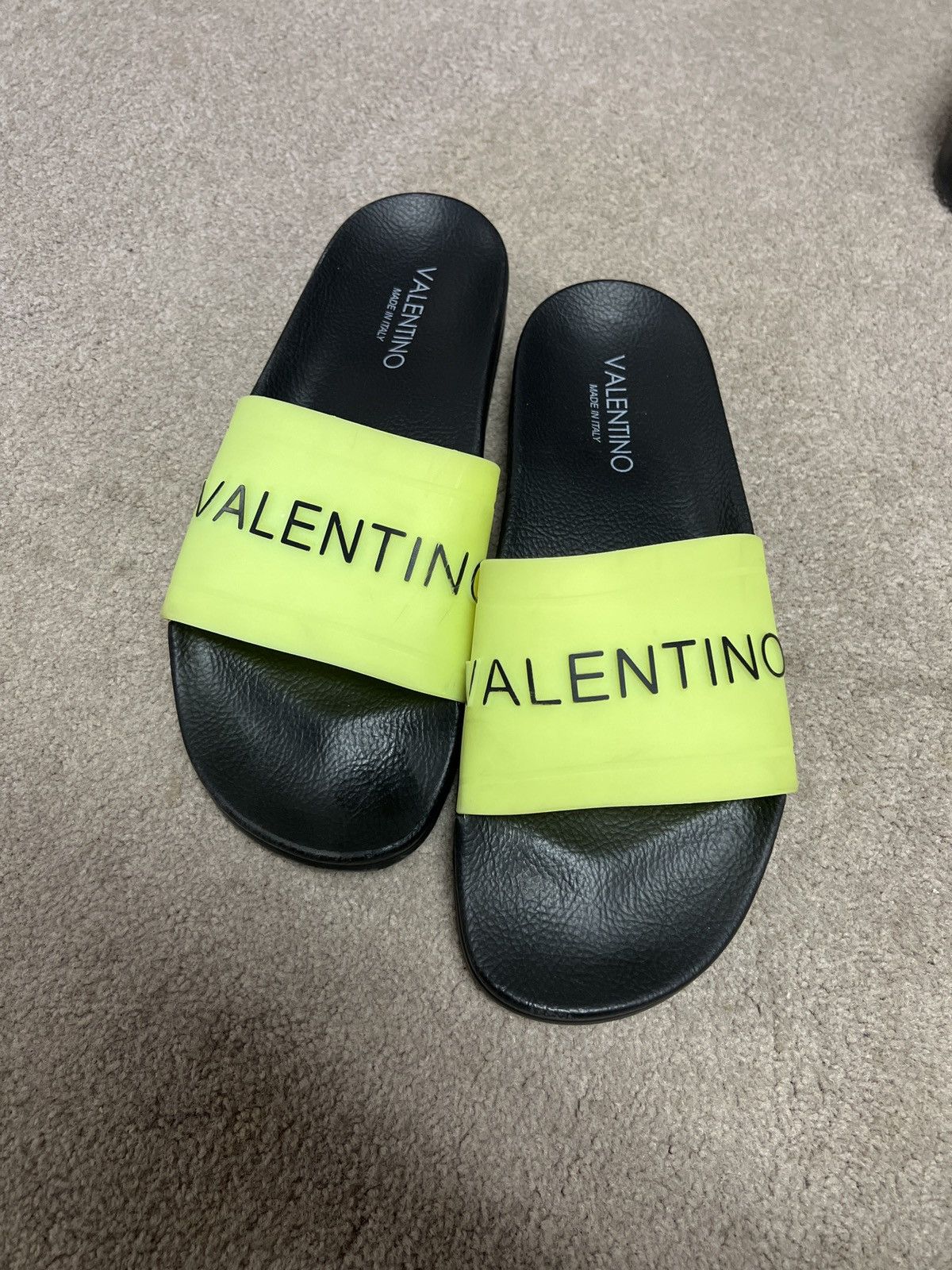 Valentino Valentino Slides Size US 11 / EU 44 - 1 Thumbnail