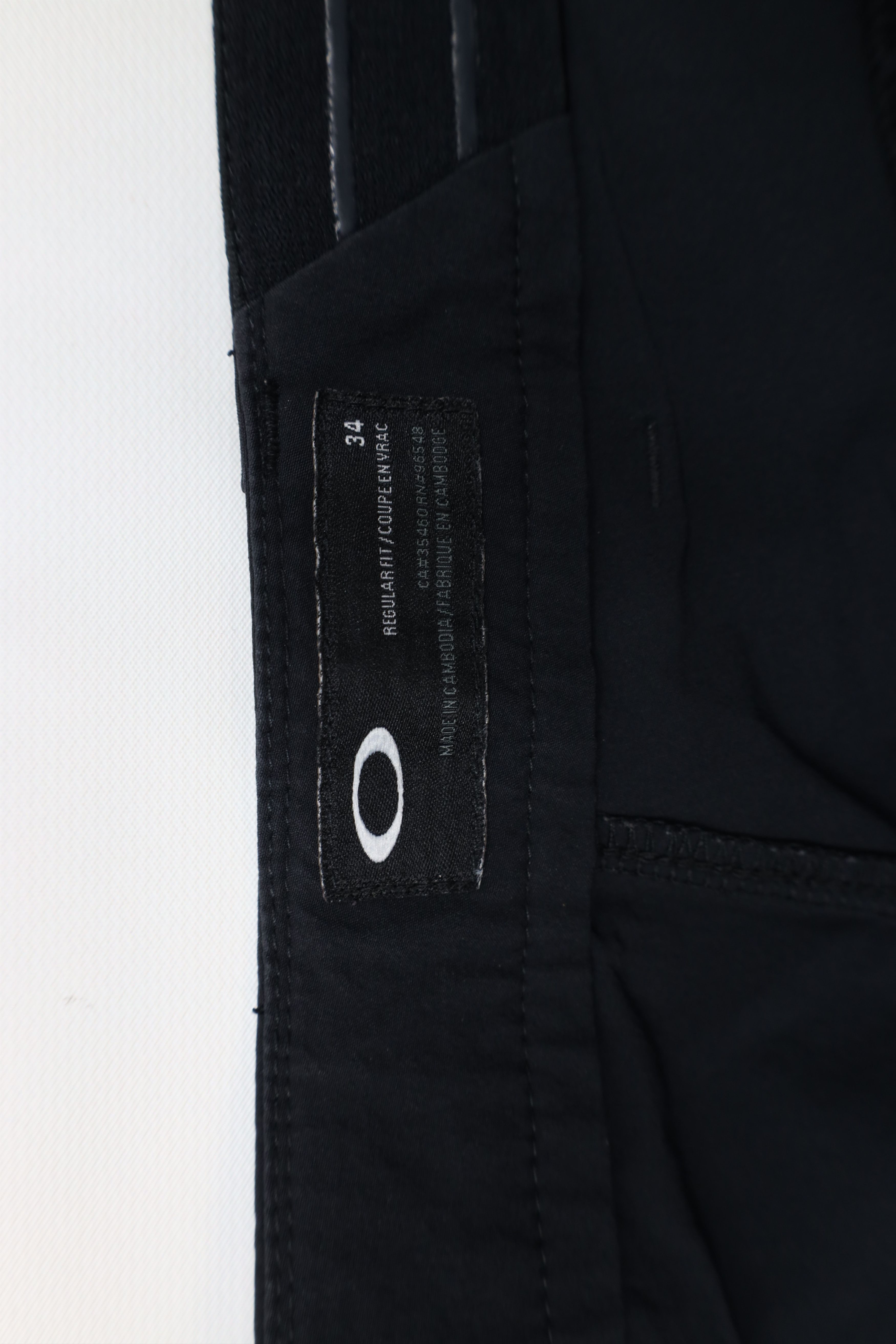 Oakley Vintage Oakley O Logo Above Knee Golf Chino Shorts Black Size US 34 / EU 50 - 10 Thumbnail