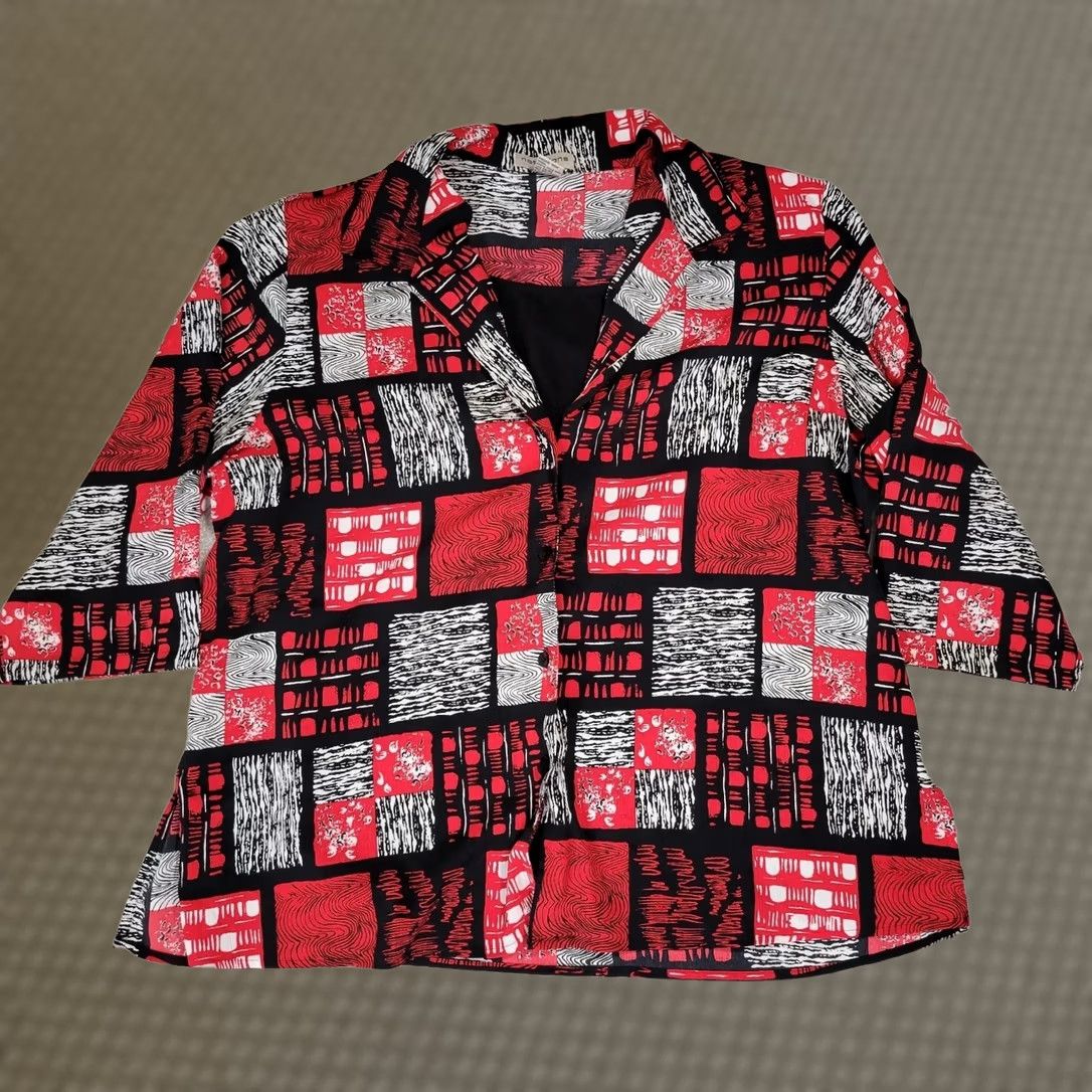 Vintage VINTAGE Notations 3/4 Sleeve Button Up Shirt Women's 1X Plus Size Red Geometric Shirt Womens 1X Red Geometric Button-Up VINTAGE Size XL / US 12-14 / IT 48-50 - 1 Thumbnail