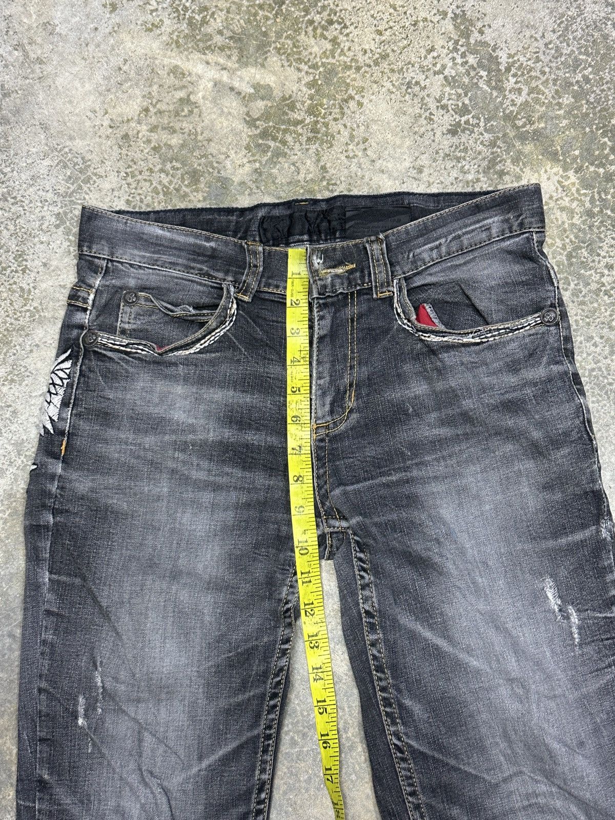Ed Hardy × Japanese Brand Red Pepper distressed Denim Rare Design Size US 31 - 22 Thumbnail