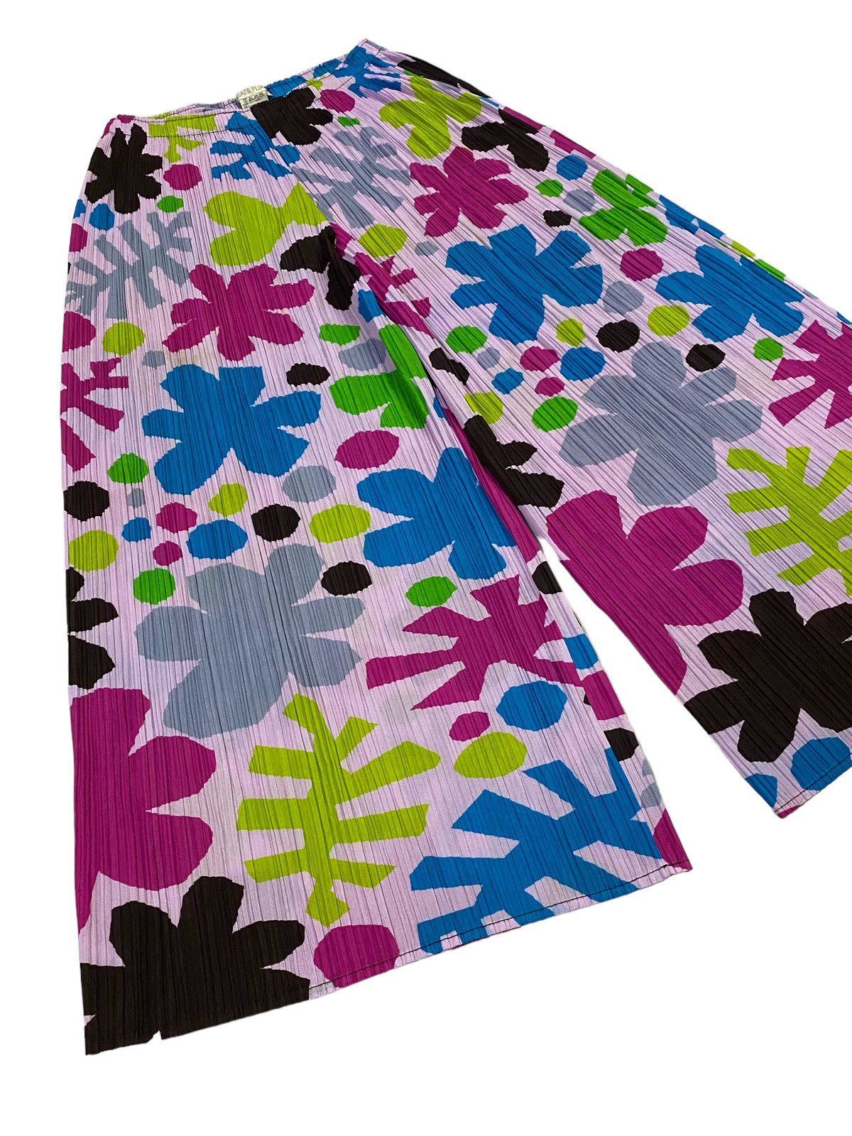 Issey Miyake Pleats Please Pleated Wide-Leg Flower Pattern Pants Size 28" / US 6 / IT 42 - 18 Thumbnail