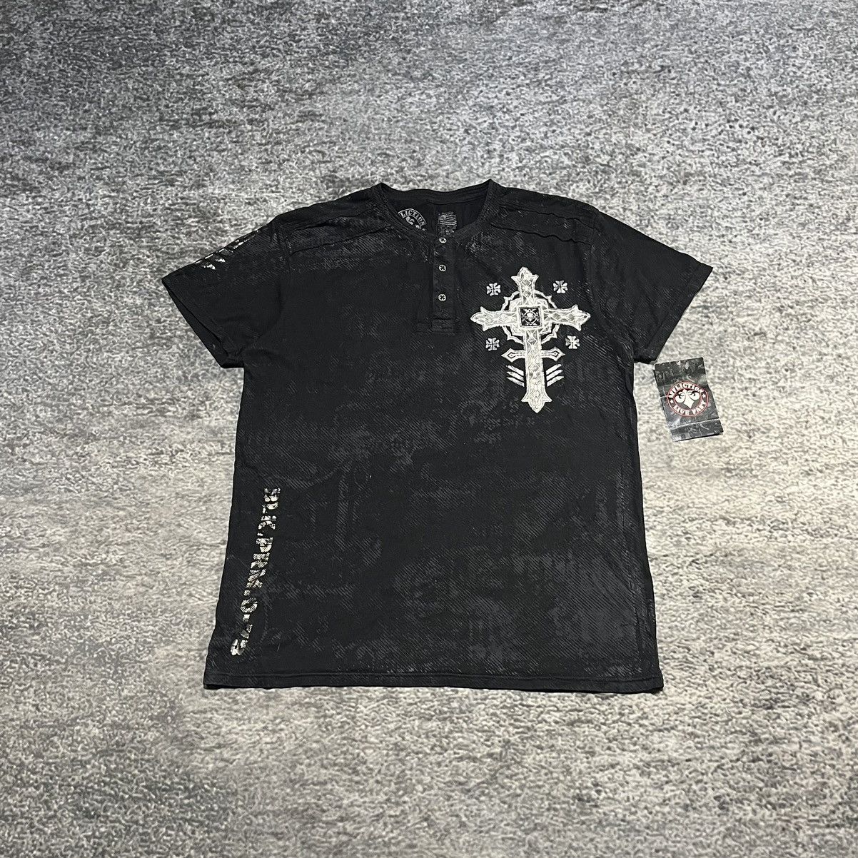 Affliction VINTAGE Y2K AFFLICTION GRUNGE SKATER SKULL HENLEY T SHIRT Size US XL / EU 56 / 4 - 1 Thumbnail