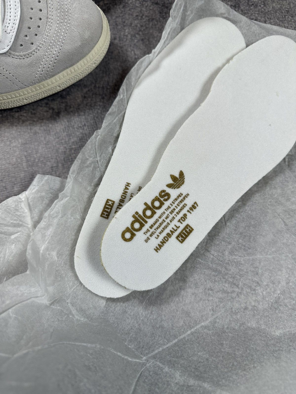 Adidas × Kith Adidas Handball Top Kith Sneakers Streetwear Rare 44 usa 10 Size US 10 / EU 43 - 6 Thumbnail
