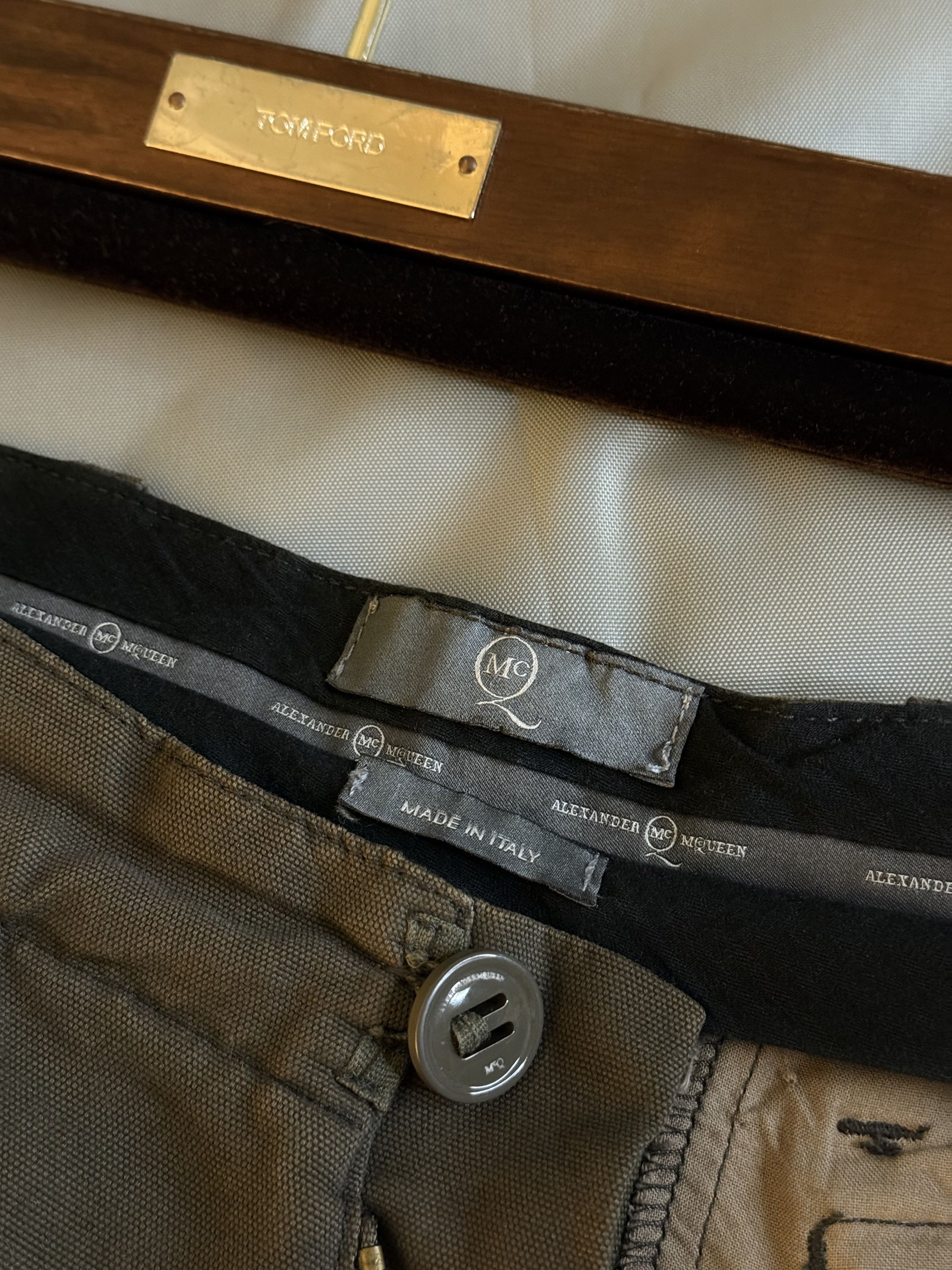 Alexander McQueen Ultimate Rare $2,500 w/tax MCQUEEN Handmade Cargo Pants Size US 32 / EU 48 - 15 Thumbnail