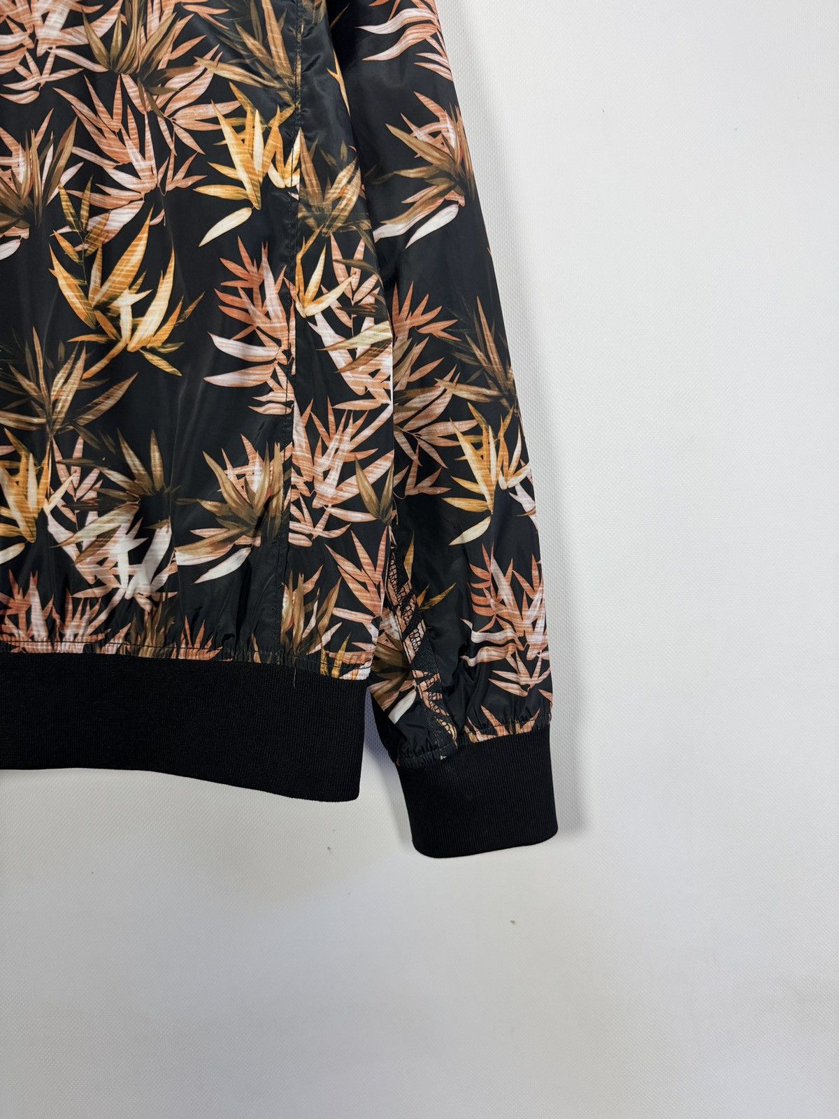 Scotch & Soda Scotch & Soda Lightweight Hooded Jacket Leaf Print Size M Size US M / EU 48-50 / 2 - 16 Thumbnail