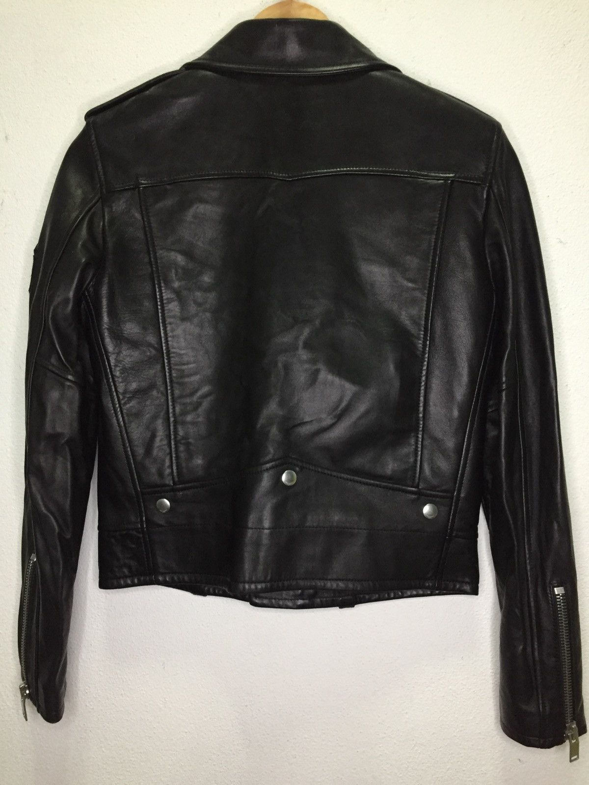 Saint Laurent Paris FW17 Saint Laurent Leather Biker Jacket With YSL Patches Size S / US 4 / IT 40 - 7 Thumbnail