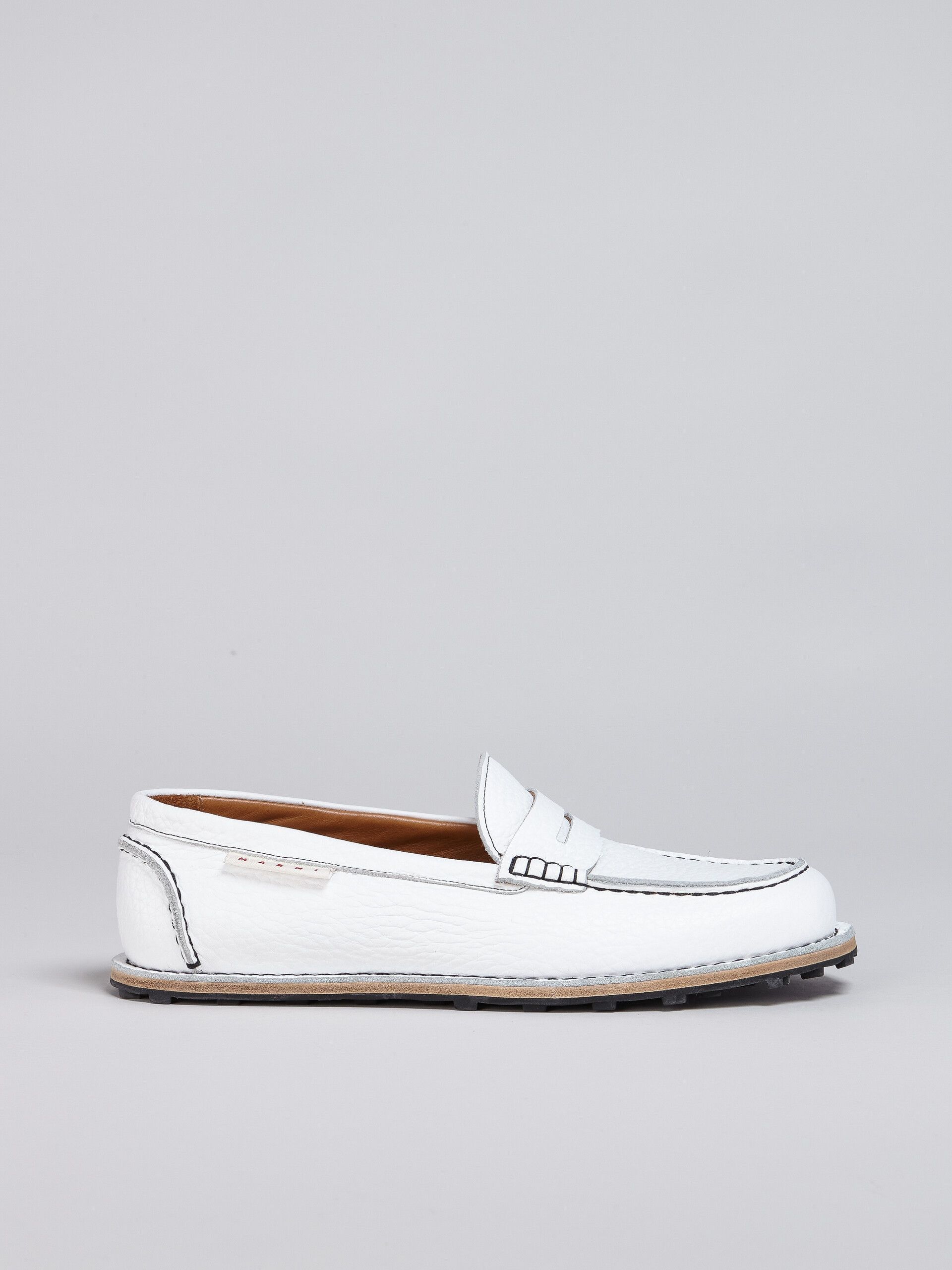 Marni o1y0225 Leather Loafers in White Size US 7 / EU 40 - 1 Thumbnail