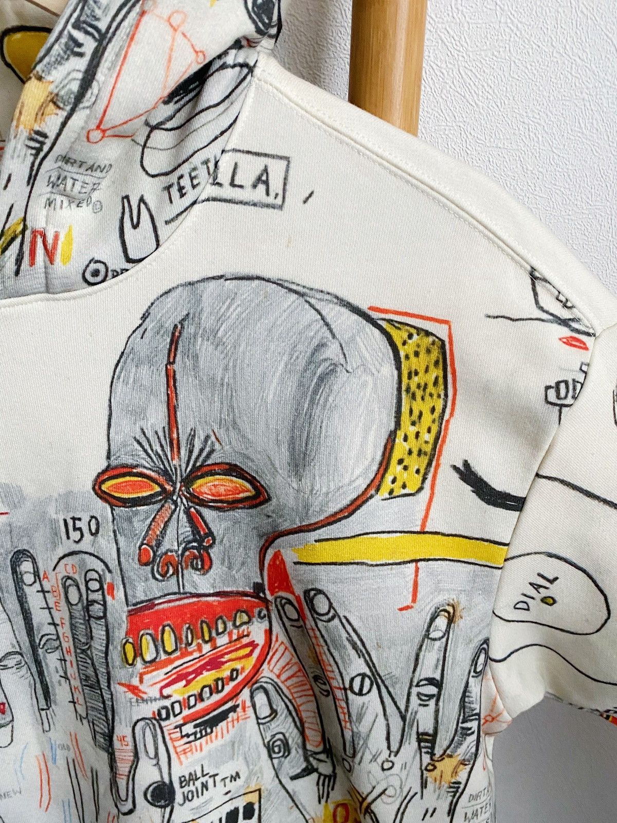 H&M × Jean-Michel Basquiat × Who Decides War WHO DECIDES WAR x BASQUIAT x H&M RELAXED FIT COTTON HOODIE Size US S / EU 44-46 / 1 - 2 Thumbnail