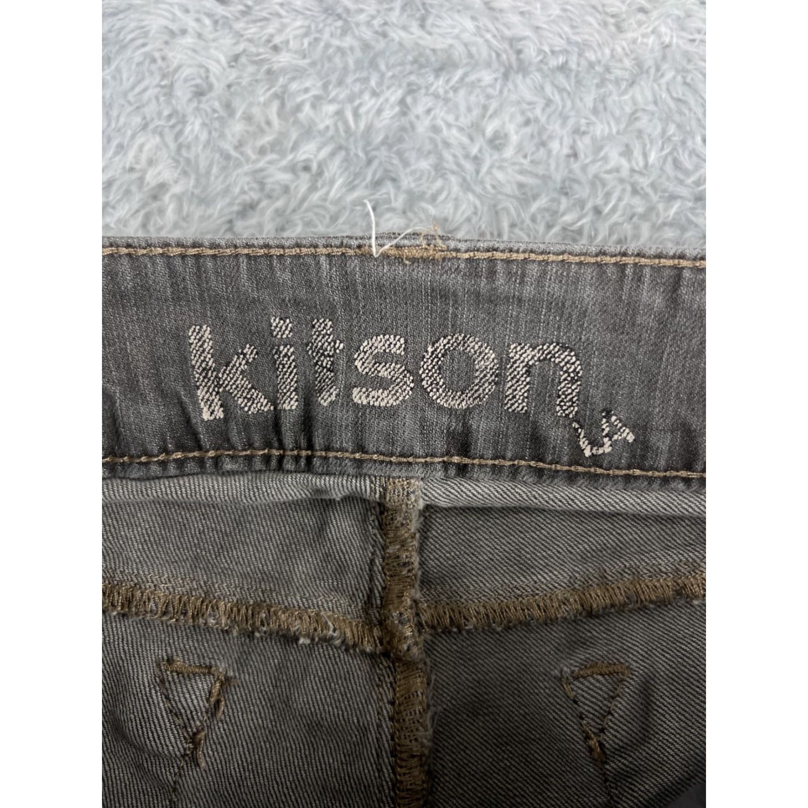 Vintage Kitson Jeans Womens 28 Gray Denim Flared Distressed 5-Pocket Regular Inseam 32 29x32 Vintage Favorite American Jeans Mens? Wait. End. Size 28" / US 6 / IT 42 - 6 Thumbnail