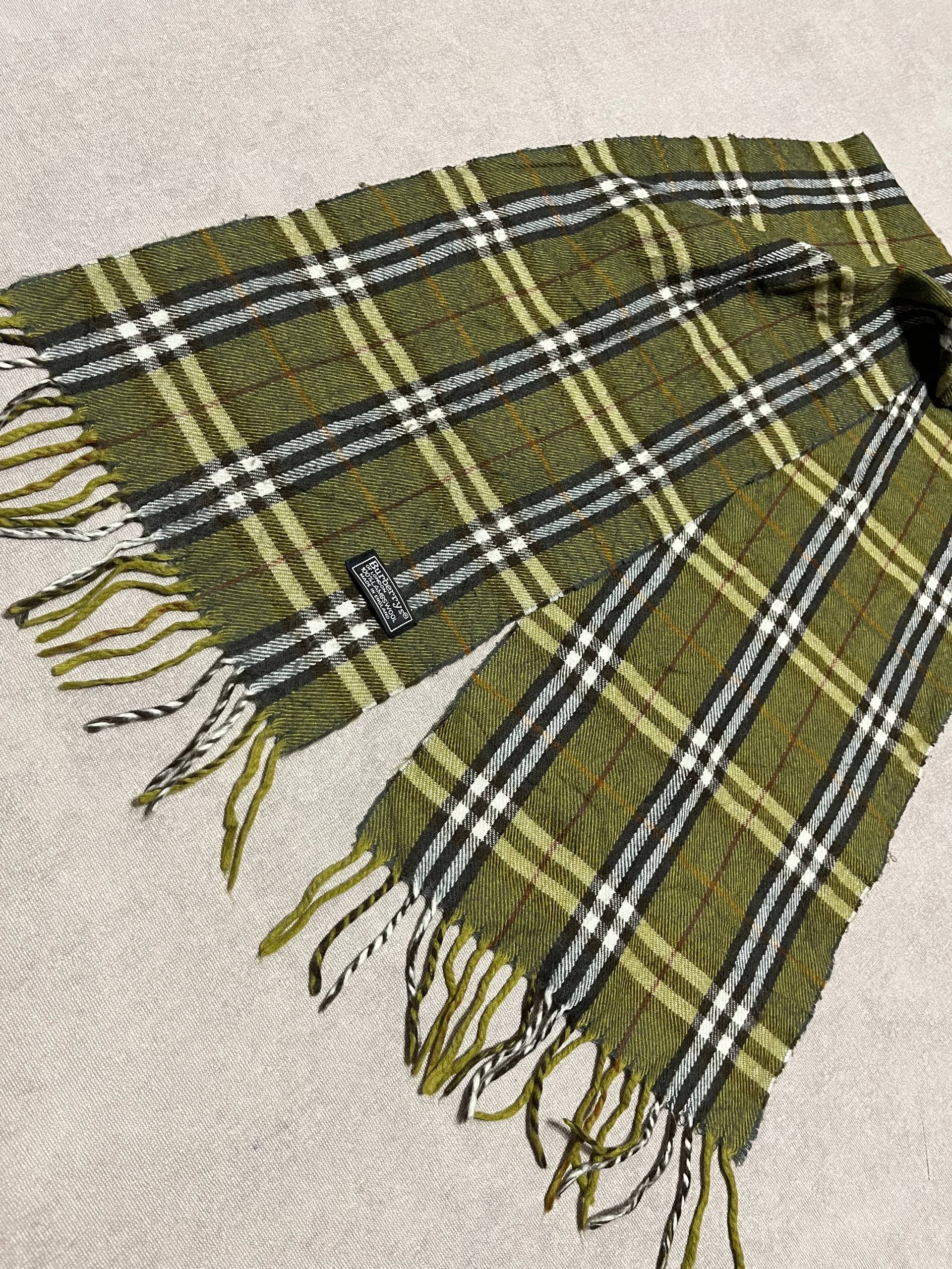 Burberry Vintage Burberry Scarf Check Burberrys 142x28cm 55x11inch Size ONE SIZE - 2 Thumbnail