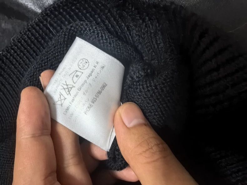 Givenchy Givenchy Classic Knit Sweater, Size M Size US M / EU 48-50 / 2 - 8 Thumbnail