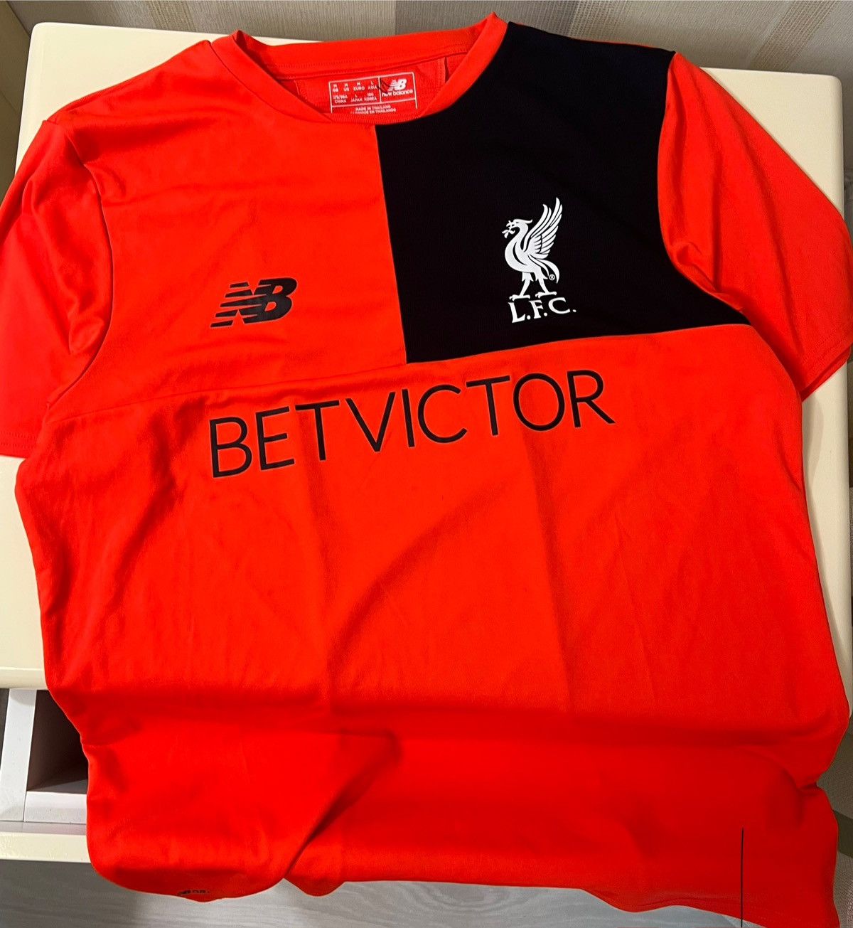 New Balance × Vintage LIVERPOOL 2016/2017 TRAINING FOOTBALL NEW BALANCE T-SHIRT Size US M / EU 48-50 / 2 - 1 Thumbnail