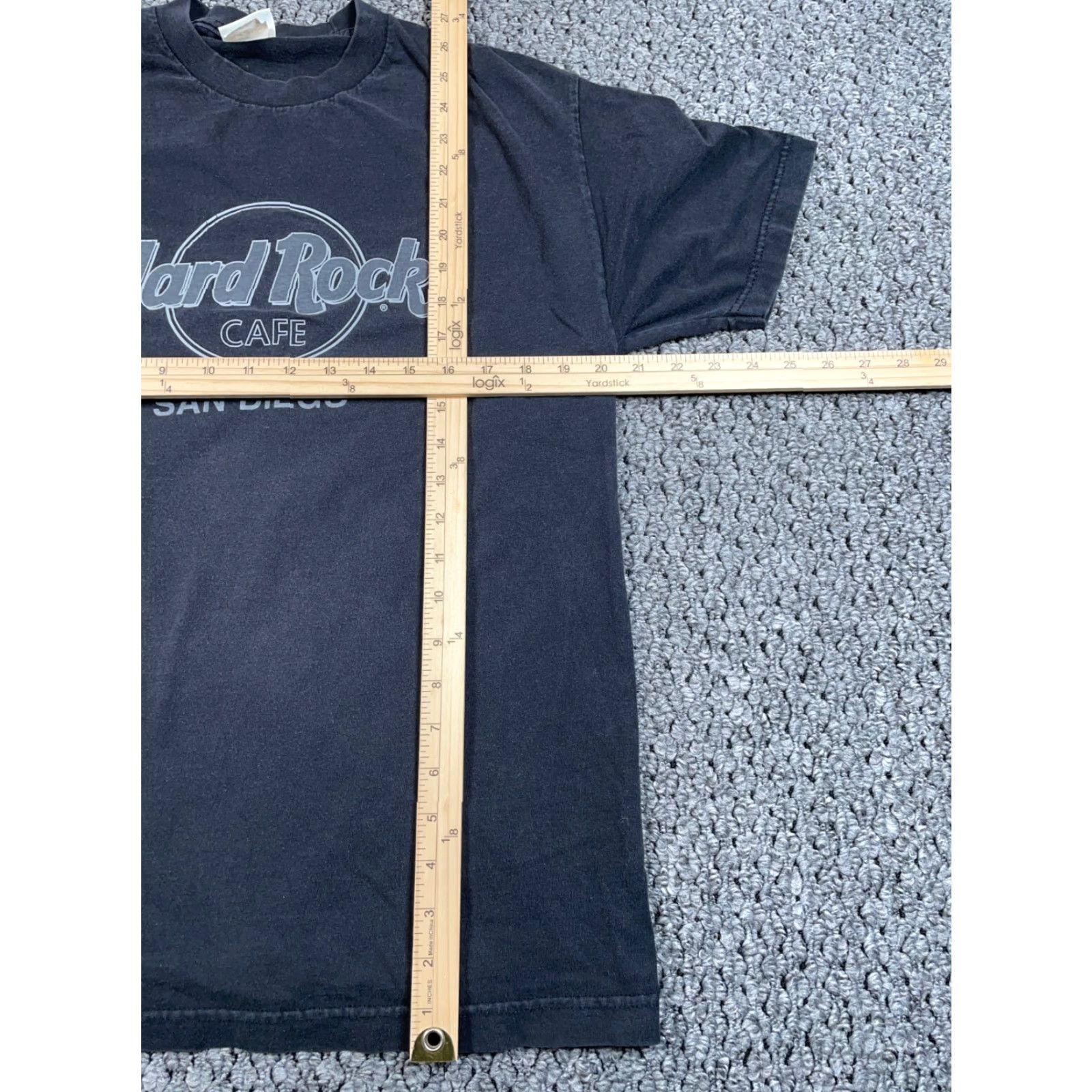 Hard Rock Cafe VINTAGE Hard Rock Cafe San Diego Logo T-Shirt Men Large Black Graphic Print Cotton Retro City 90s Size US L / EU 52-54 / 3 - 5 Thumbnail