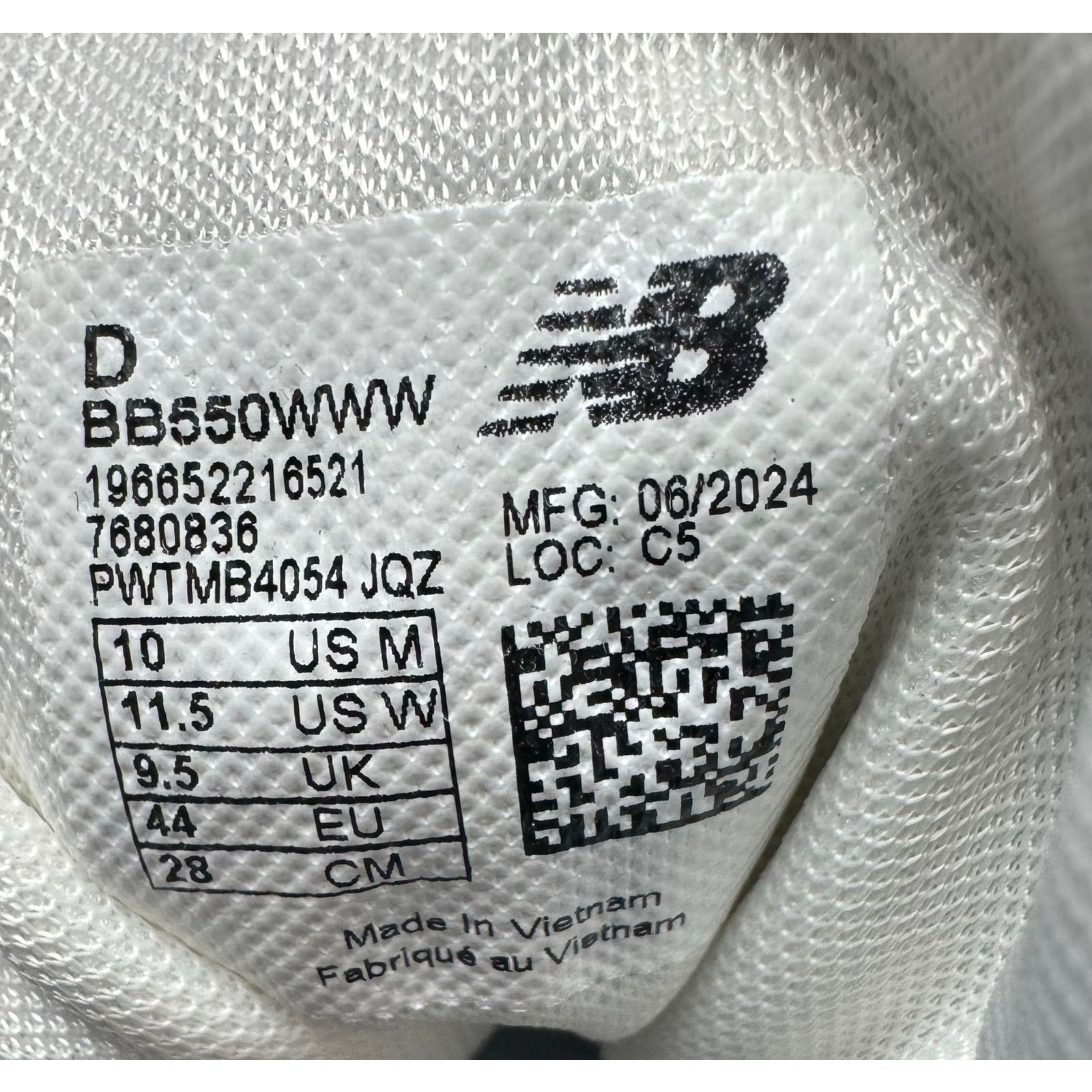 New Balance New Balance 550 Triple White NB550WWW Sz 10 Size ONE SIZE - 7 Thumbnail