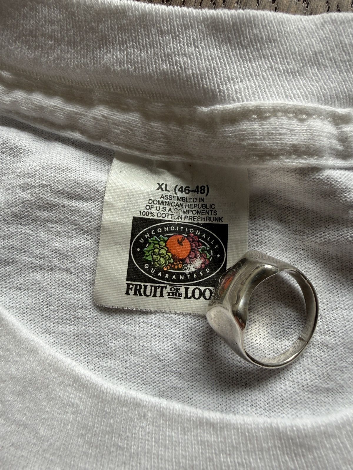 Fruit Of The Loom Vintage 90s Fruit of the Loom Selvedge Pocket Tee Size US XL / EU 56 / 4 - 5 Thumbnail