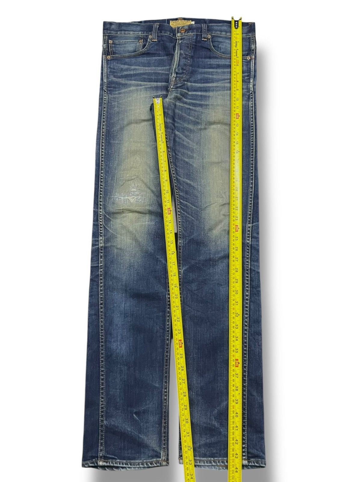 Japanese Brand Flash Report Vintage Japan - Faded Blue Wash Style Jeans Size US 35 - 13 Thumbnail