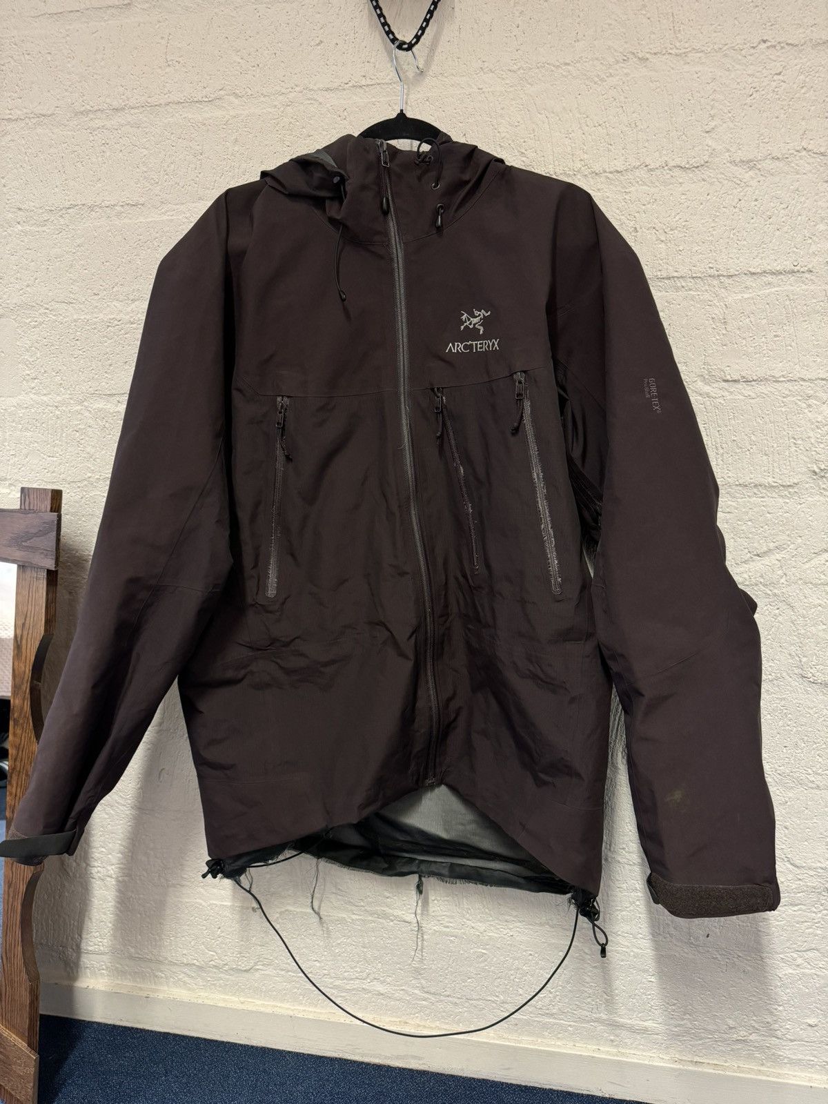image of Vintage Arcteryx Gore Tex Jacket 00S Gorpcore in Brown, Men's (Size Large)