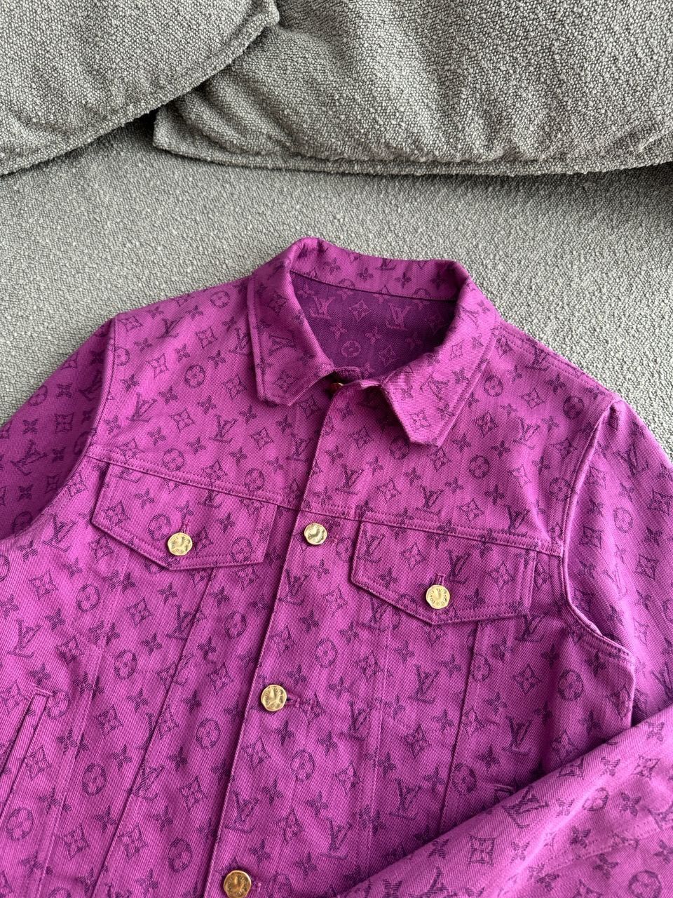 Louis Vuitton LOUIS VUITTON Monogram Denim Trucker Jacket RARE Size US S / EU 44-46 / 1 - 7 Thumbnail