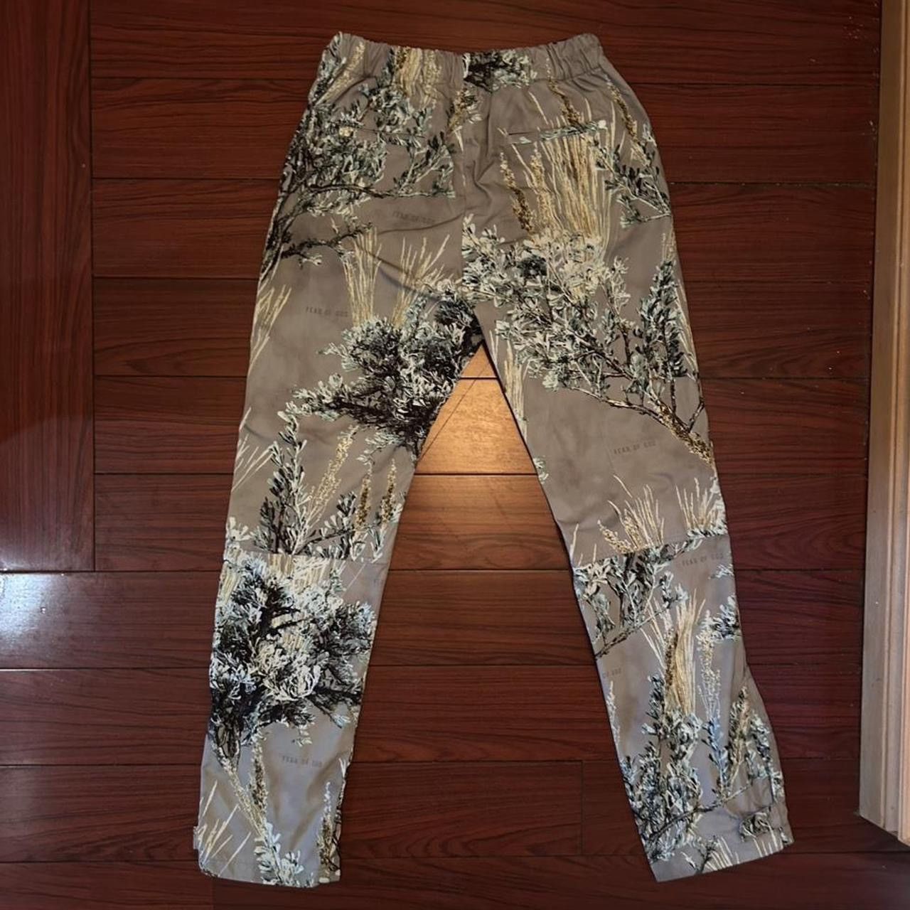 Fear of God Fear of God 6th Collection Men’s Prairie Camo Nylon pants Size US 29 - 2 Thumbnail