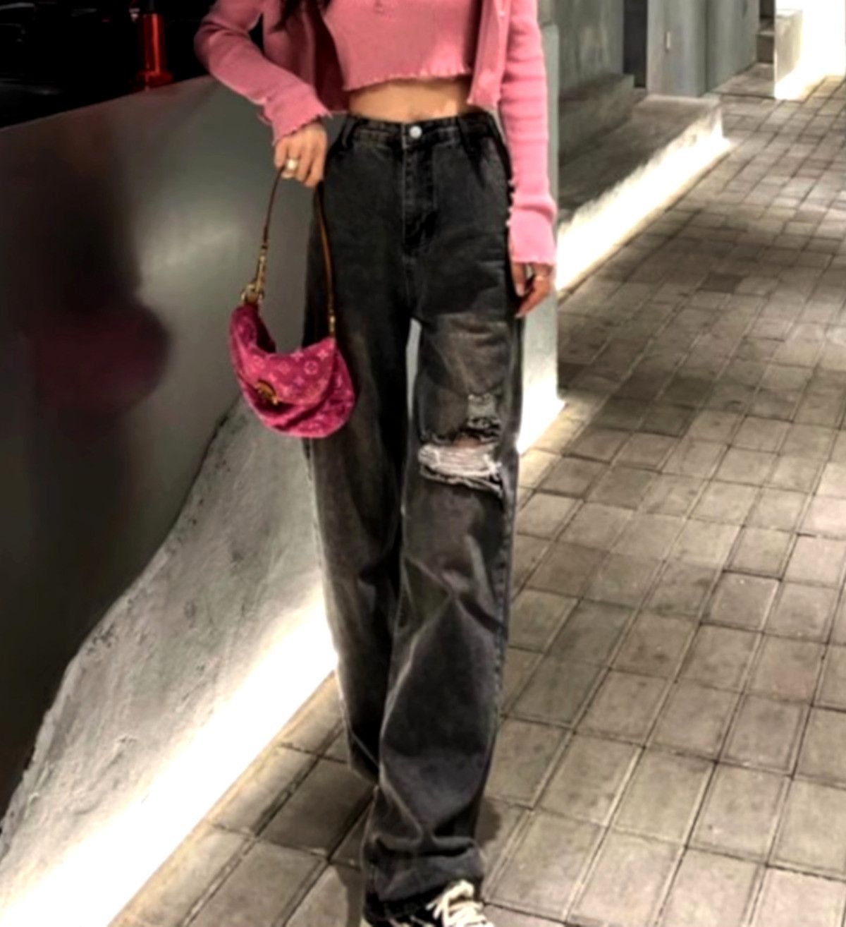 Designer × Japanese Brand × Vintage Stunning Black Washed Ripped Straight Jeans Streetwear Size 28" / US 6 / IT 42 - 1 Thumbnail