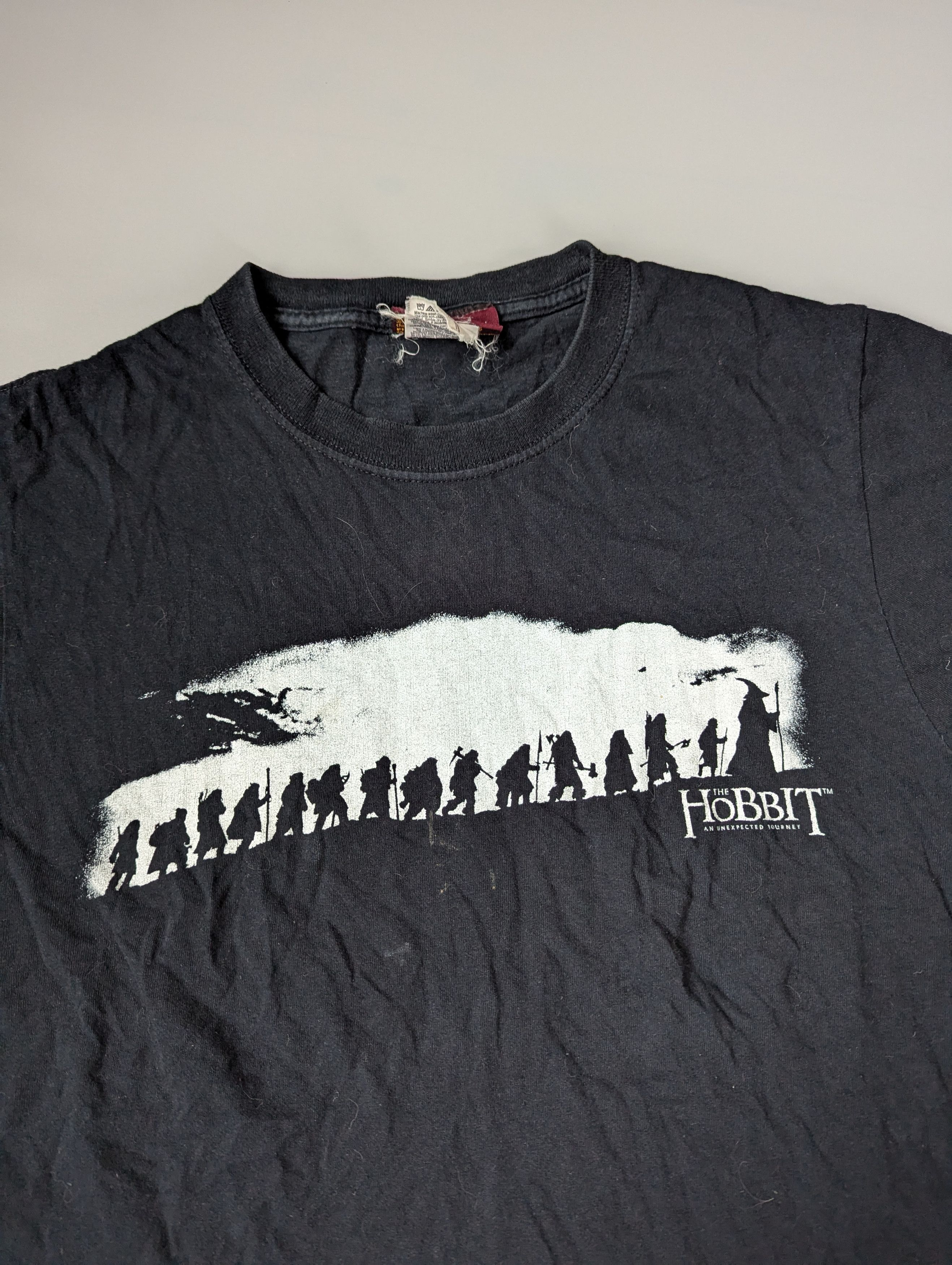 Vintage VTG The Hobbit an unexpected tourney Men's T Shirt Size US S / EU 44-46 / 1 - 2 Thumbnail