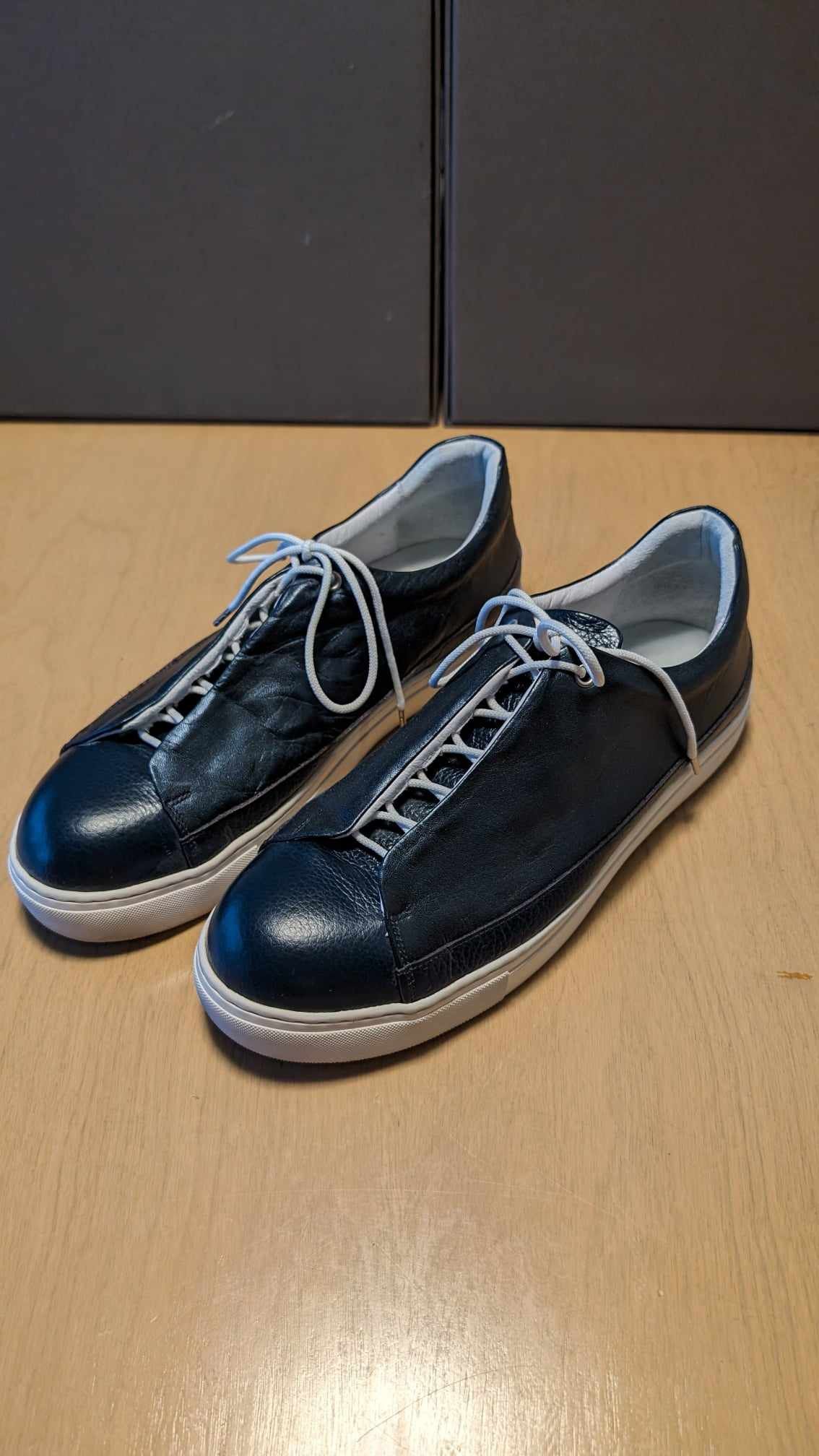 Issey Miyake Issey Miyake Blue metallic sneaker Size US 9 / EU 42 - 3 Thumbnail