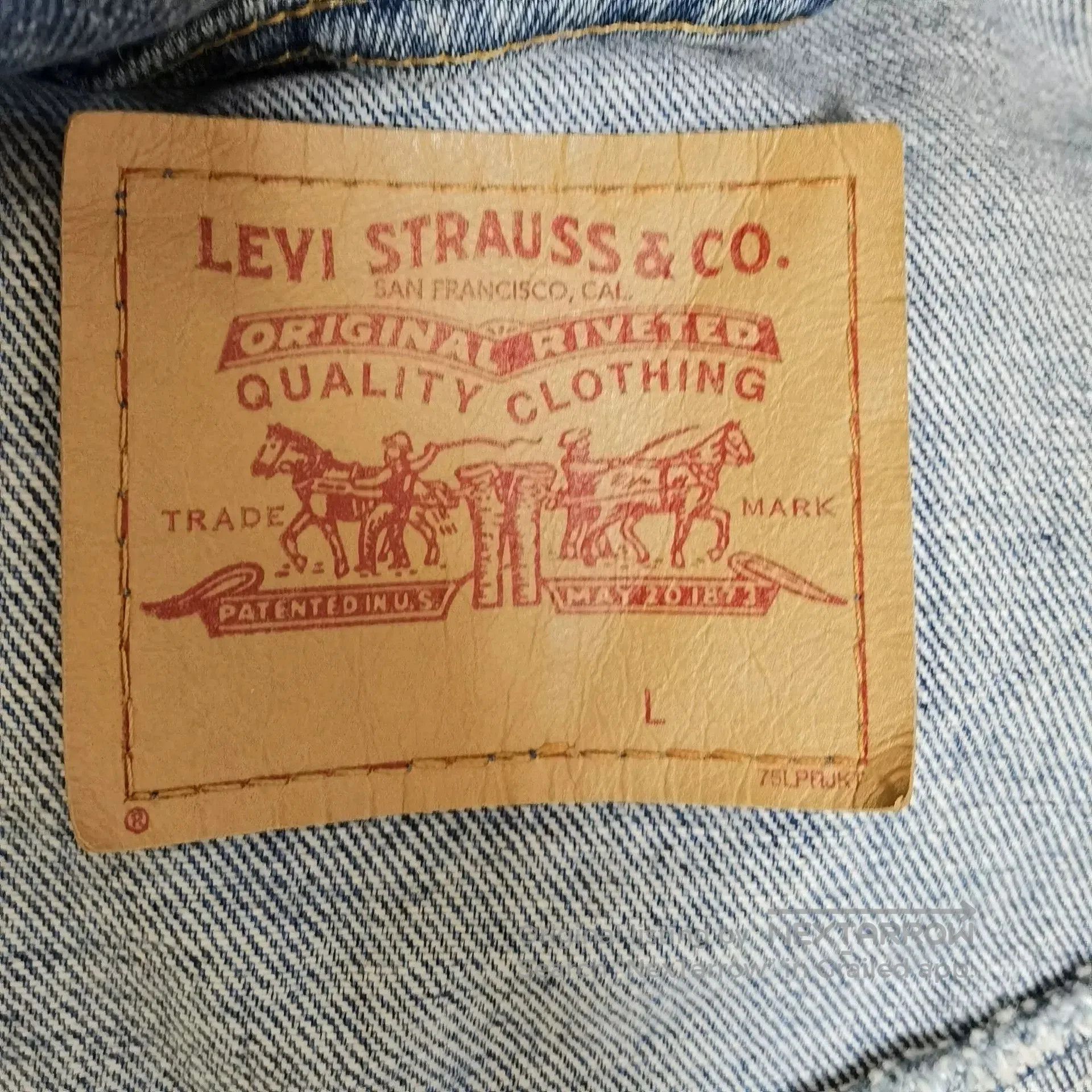 Vintage Vintage Levi's 90s Denim Jacket. Size US L / EU 52-54 / 3 - 6 Thumbnail