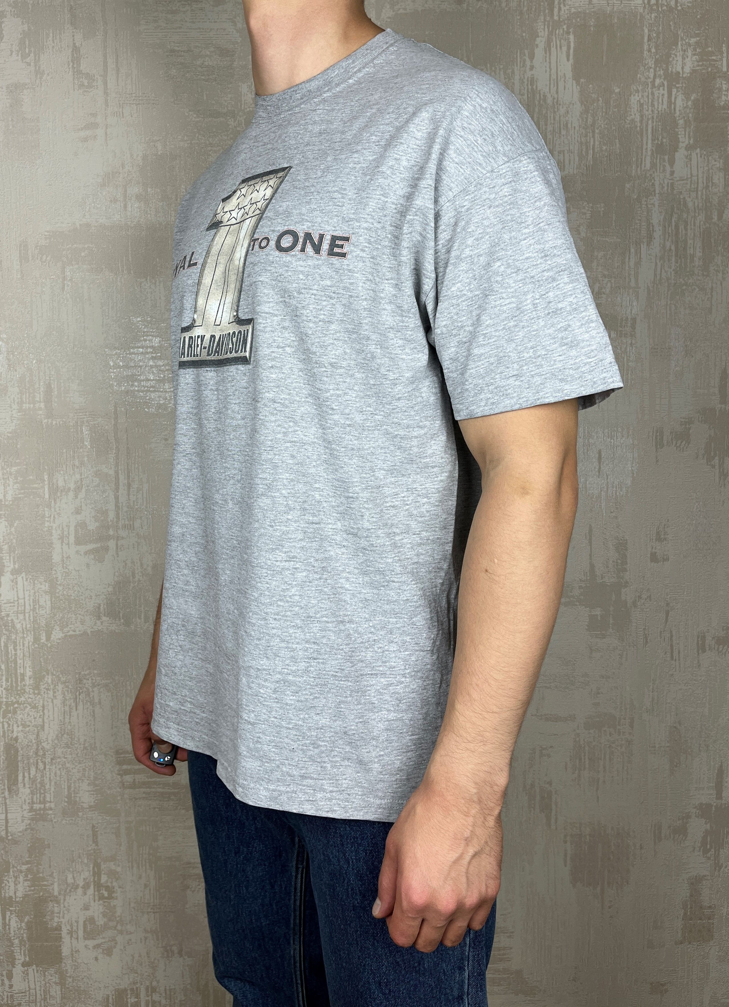 Harley Davidson Harley-Davidson 2010 Loyal to One Cheltenham England T-shirt Size US XL / EU 56 / 4 - 13 Thumbnail