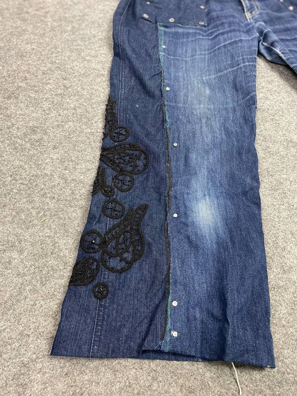 Japanese Brand × Uniqlo uniqlo japanese brands custom denim Size 41" - 14 Thumbnail