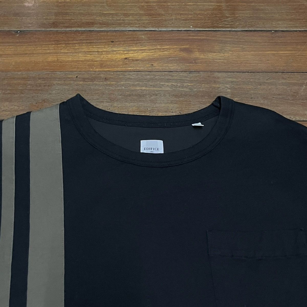 Edifice Japan × Japanese Brand Rare Design Vintage Japanese Brand Edifice T-shirt 2000s Size US L / EU 52-54 / 3 - 3 Thumbnail
