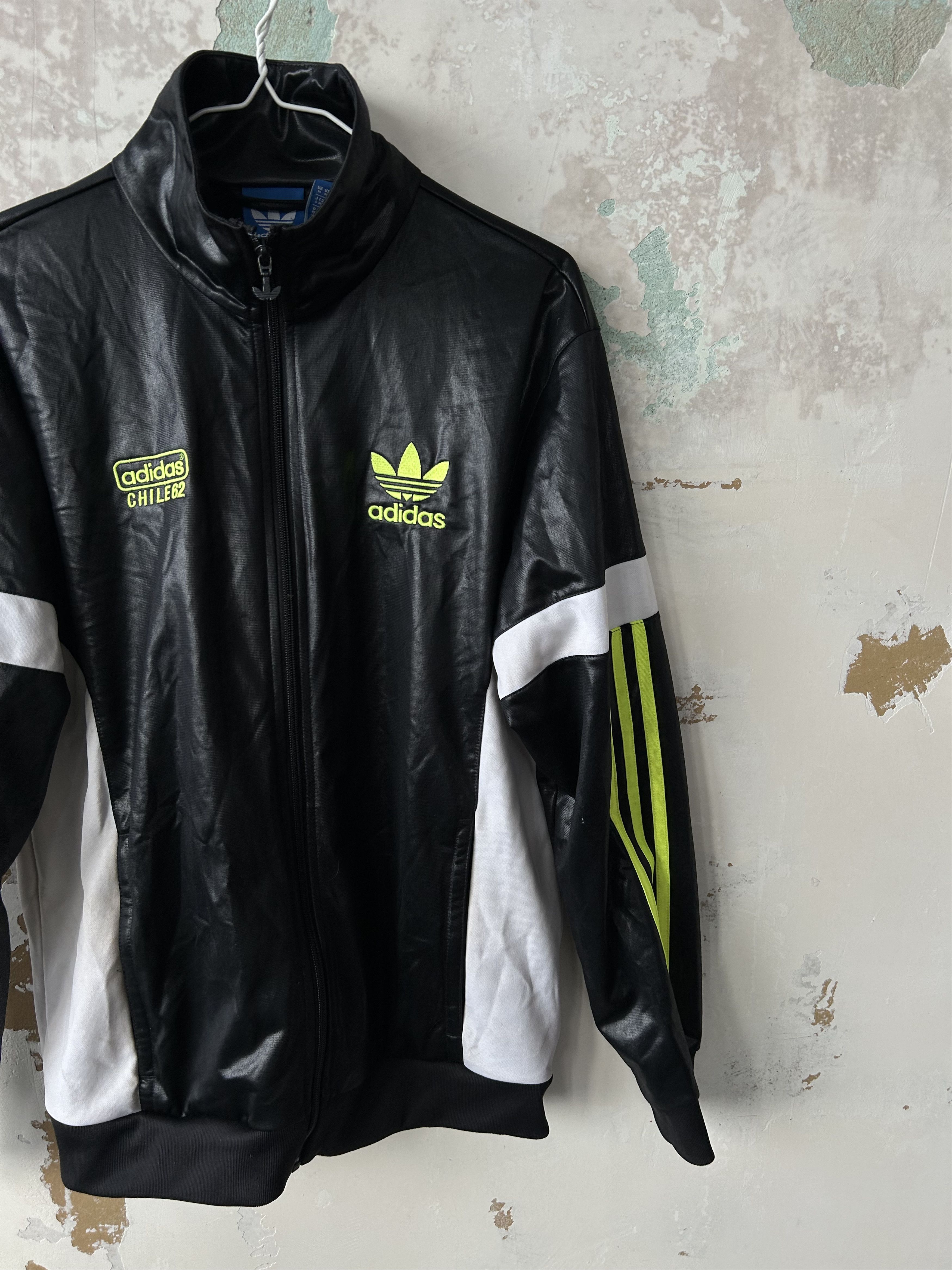 Adidas Adidas Mens Track Jacket Chile 62 size M Size US M / EU 48-50 / 2 - 2 Thumbnail
