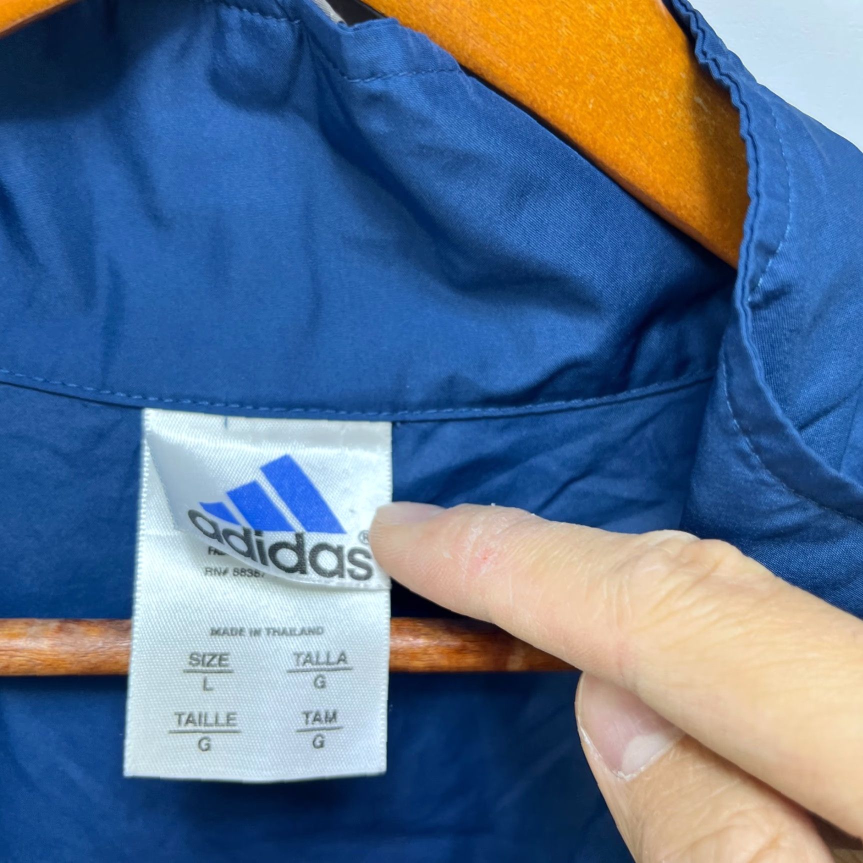 Adidas VINTAGE adidas Full Zip Windbreaker Jacket L Adult Blue 90s Logo Regular Mens Size US L / EU 52-54 / 3 - 5 Thumbnail