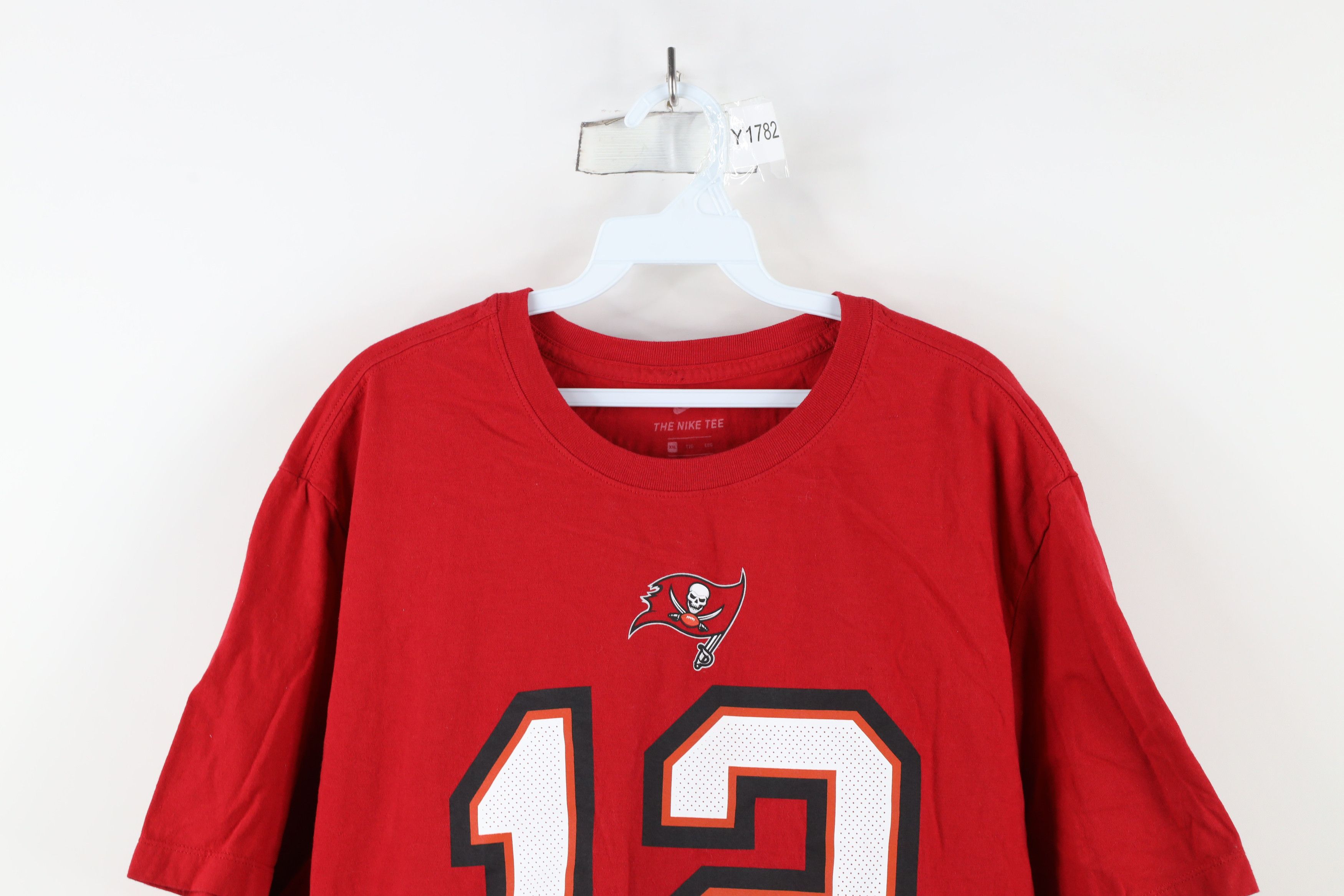 Nike × Vintage Nike Tom Brady Tampa Bay Buccaneers Football T-Shirt Red #12 Size US XXL / EU 58 / 5 - 2 Thumbnail