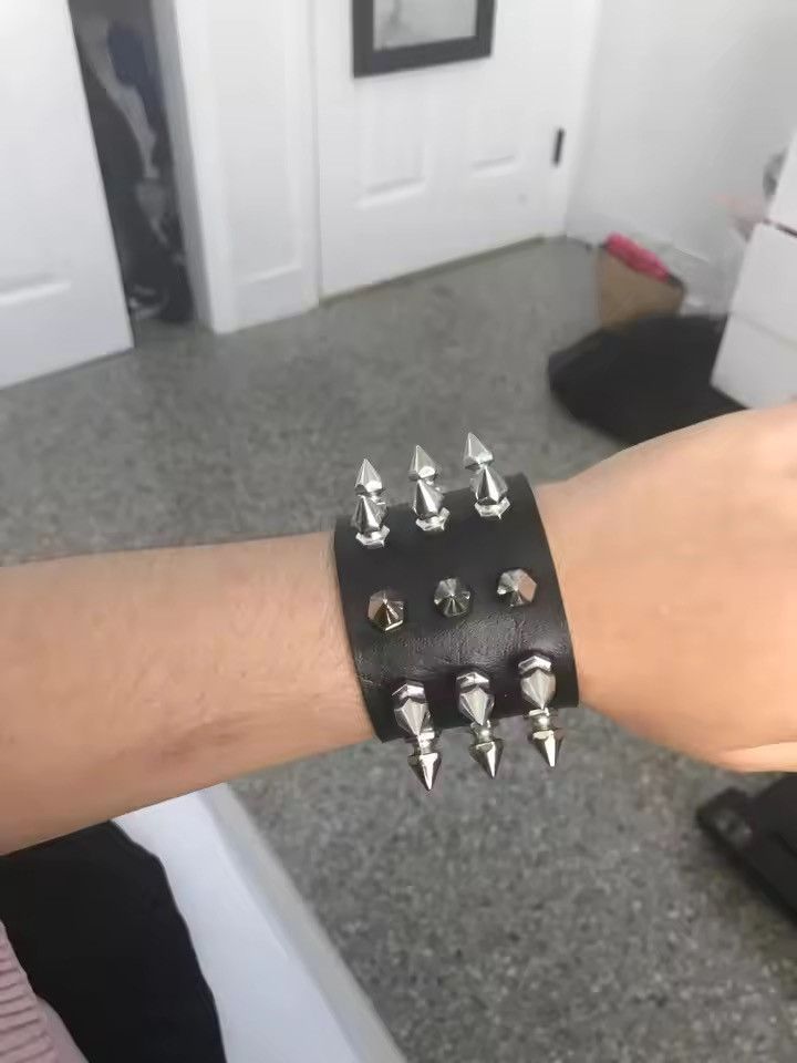Jewelry Spike Strap Bracelet Gothic Demon Soul Horror Jewelry Size ONE SIZE - 4 Thumbnail