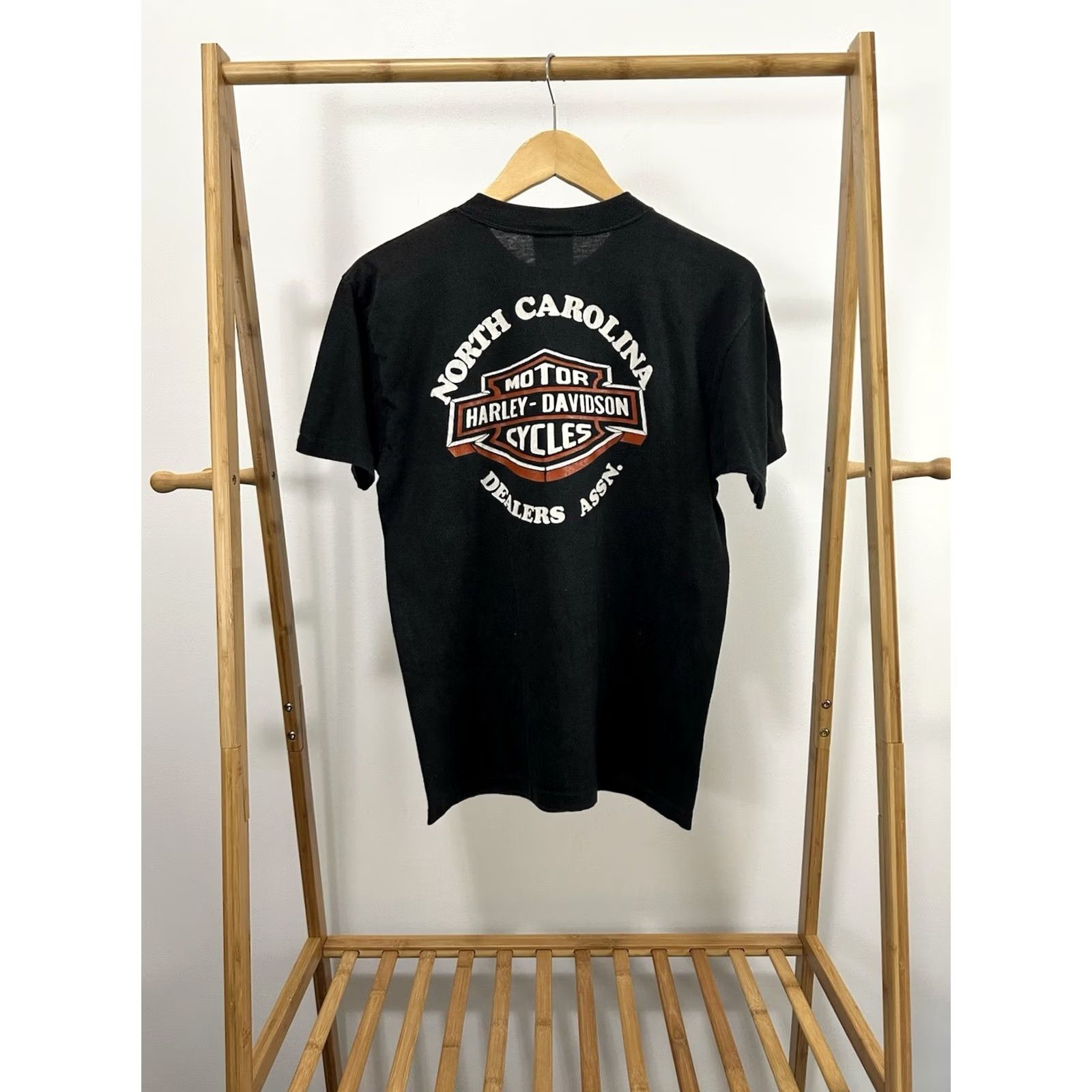 Harley Davidson VINTAGE 80s Harley-Davidson Beach Rally Sunset Babe Biker Thin T-Shirt Size L Black Mens Size US L / EU 52-54 / 3 - 2 Thumbnail