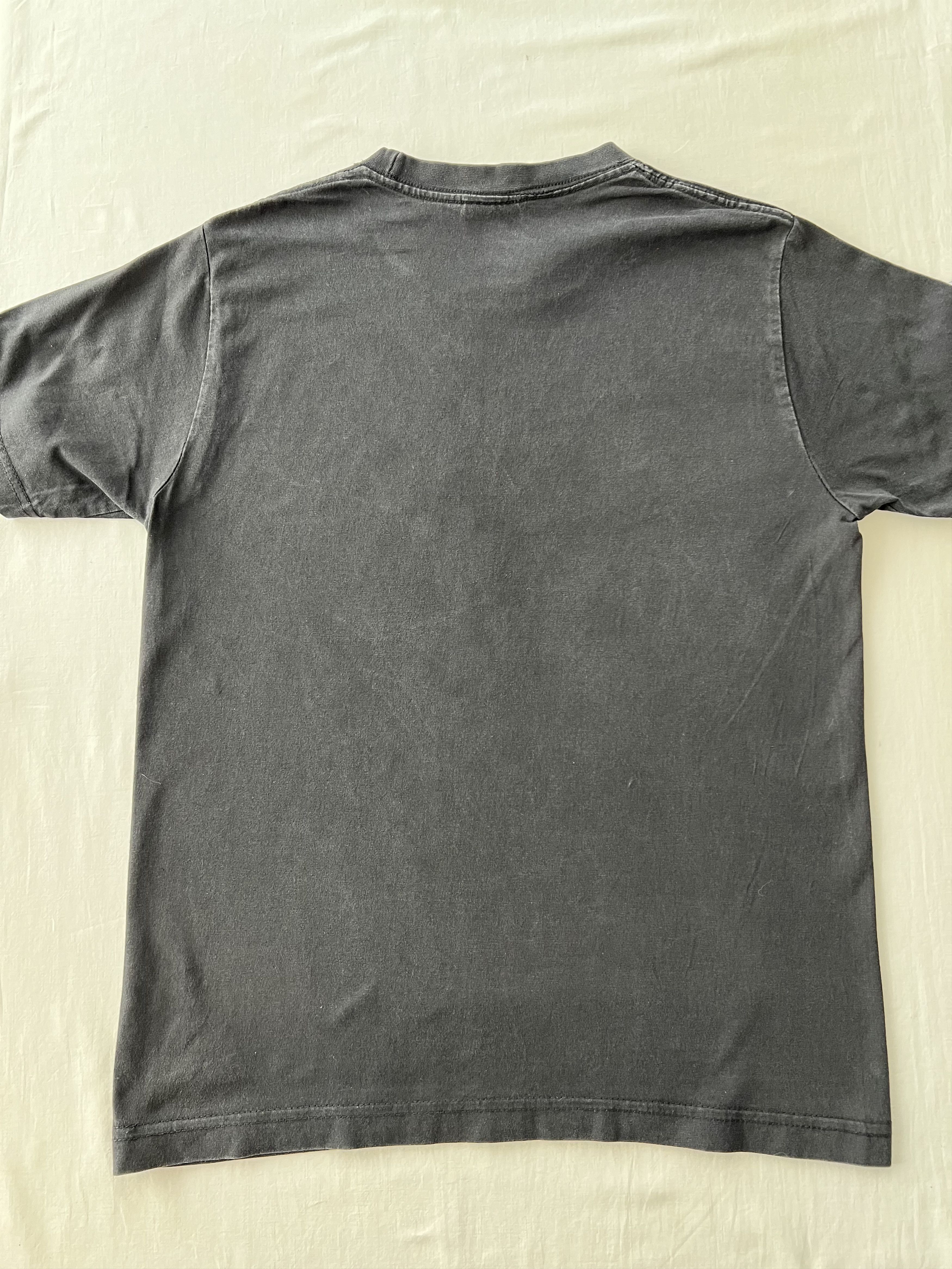Band Tees Vintage 2000s Rage Against the Machine RATM Black T-shirt Size US S / EU 44-46 / 1 - 11 Thumbnail