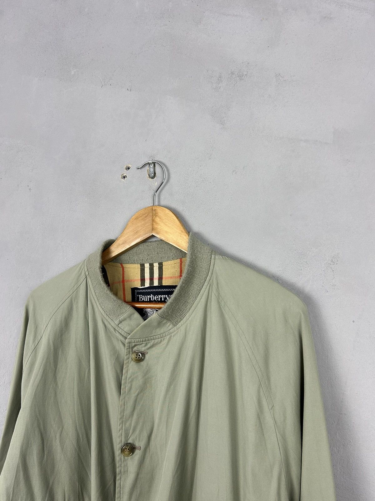 Burberry Burberry nova check vintage bomber jacket Size US L / EU 52-54 / 3 - 4 Thumbnail