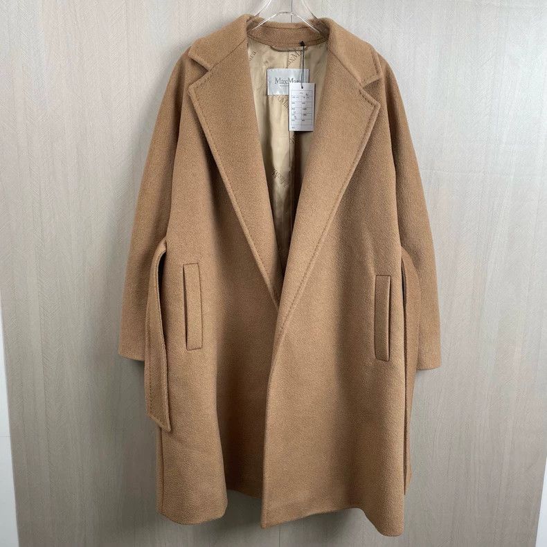 Max Mara Max Mara Coat Size M / US 6-8 / IT 42-44 - 1 Thumbnail
