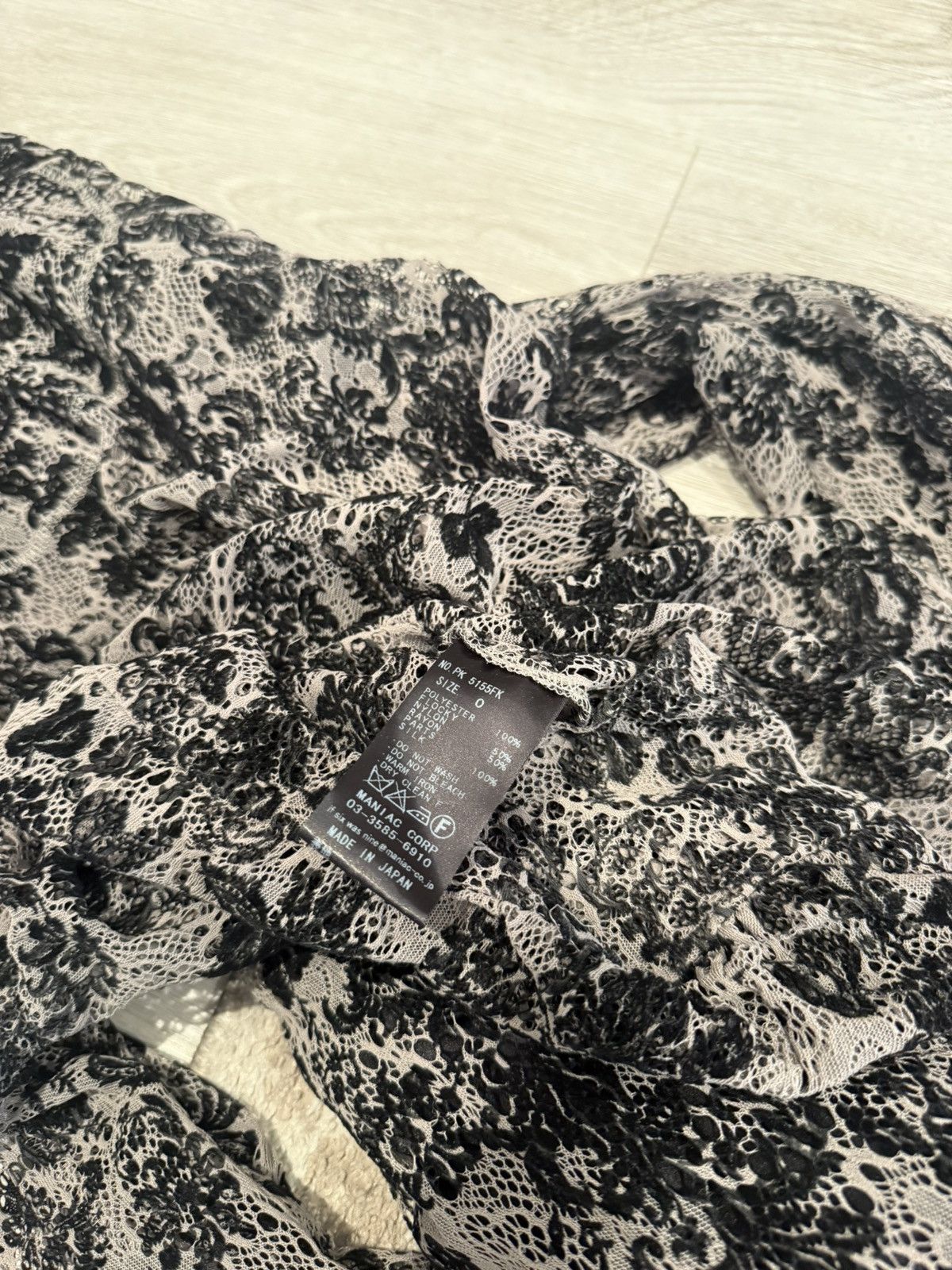 If Six Was Nine lace velvet hoodie!! Size US S / EU 44-46 / 1 - 6 Thumbnail