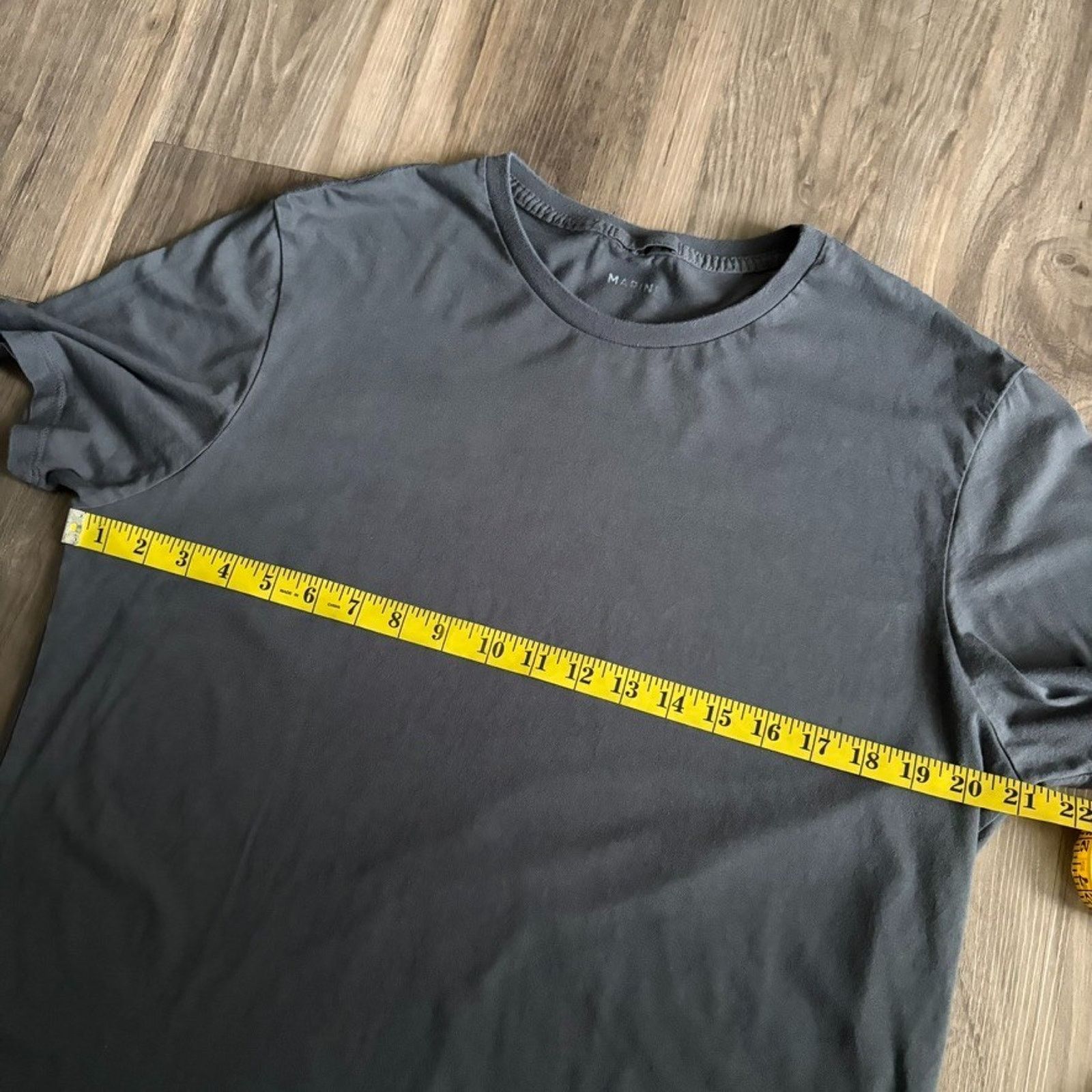 Marine Layer Marine Layer T-Shirt Men’s Size L Gray Crew Neck Size US L / EU 52-54 / 3 - 4 Thumbnail