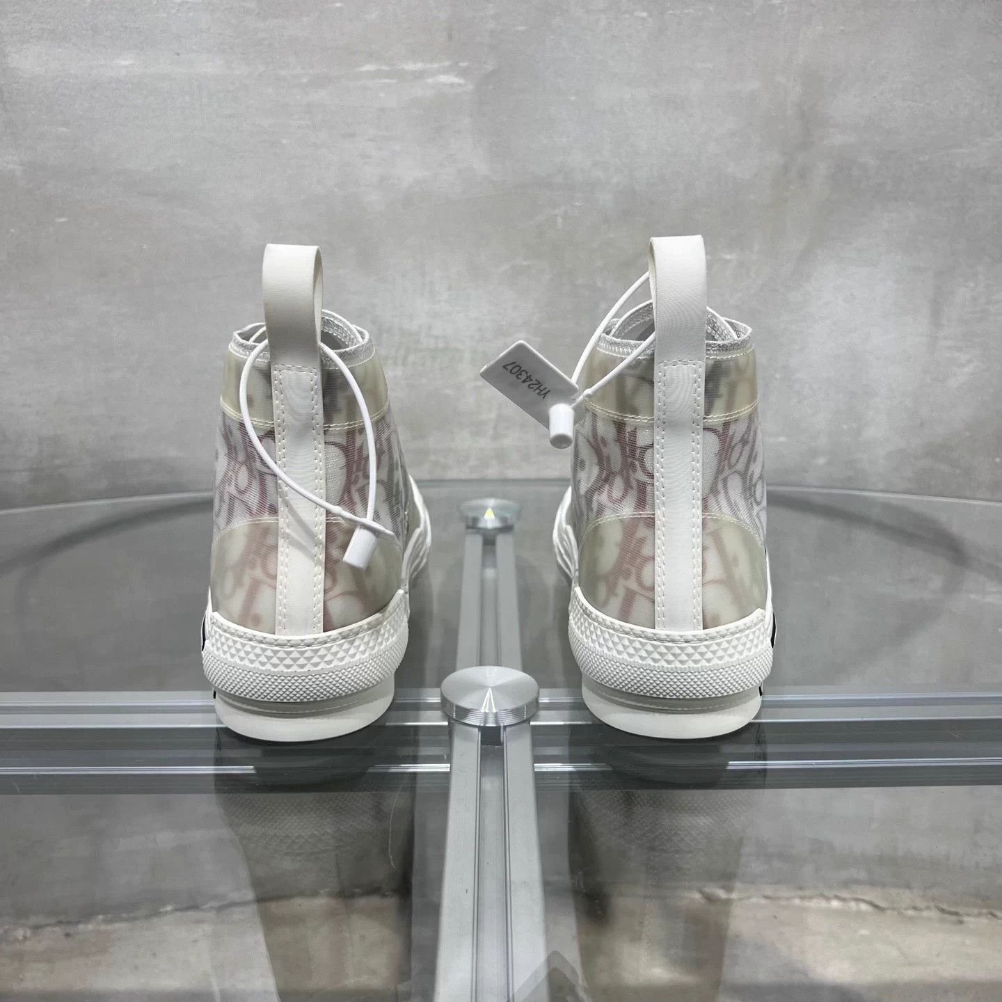 Dior Dior Oblique Monogram High Top Sneakers Women's 36.5 Size US 5.5 / IT 35.5 - 6 Thumbnail