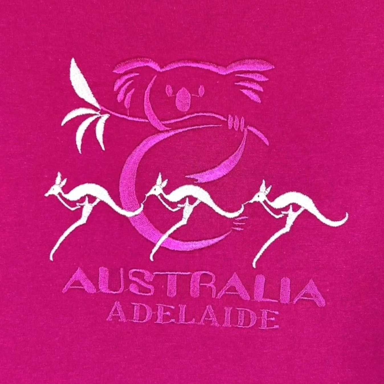 Vintage Vintage Australia "Adelaide" Koala Bear Embroidered Tourist Pink T-Shirt S M Size US S / EU 44-46 / 1 - 3 Thumbnail