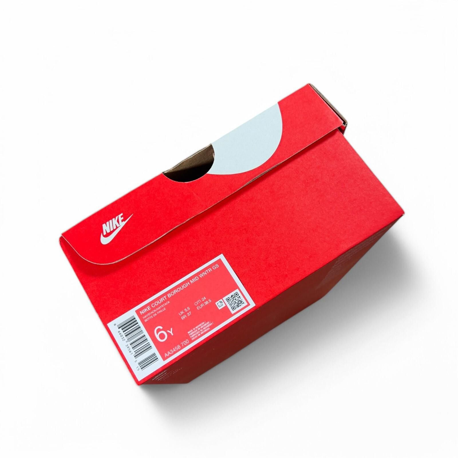 Nike 💥 Nike Court Borough Mid WNTR GS Haystack Trainers UK 5.5 Size US 6 / EU 39 - 13 Thumbnail