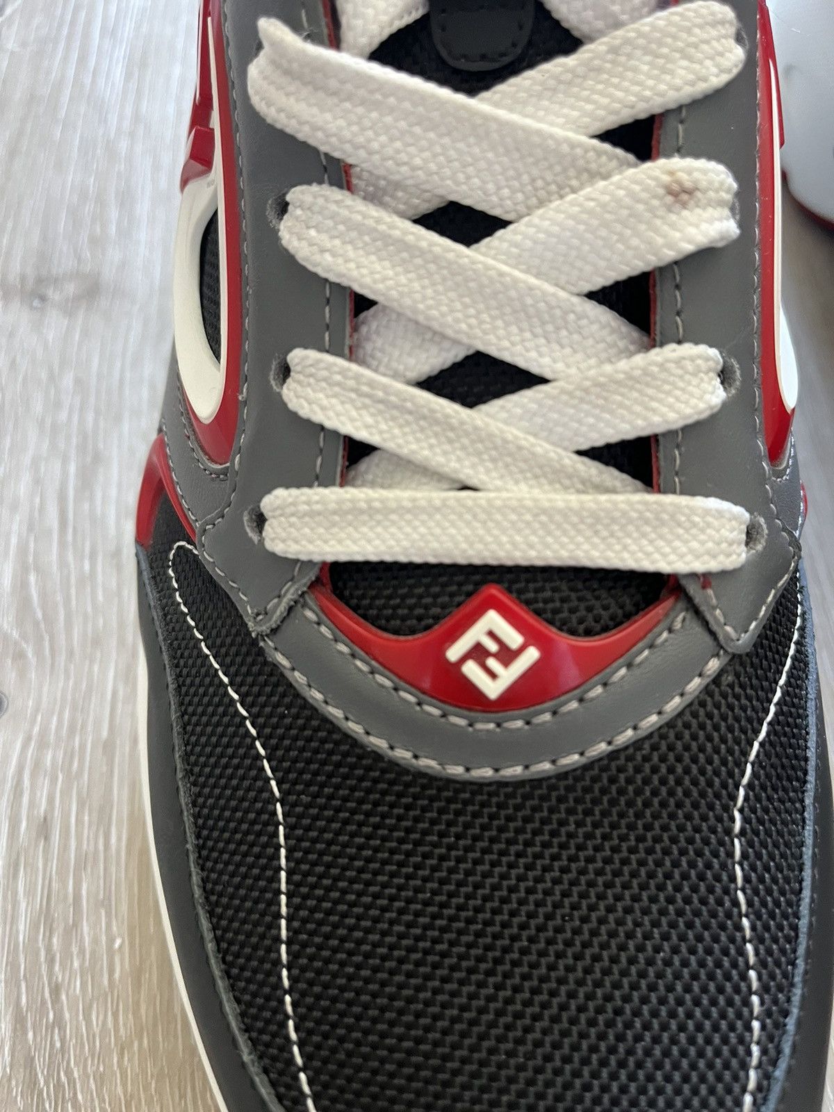 Fendi Fendi Foward Runner Size US 9 / EU 42 - 9 Thumbnail