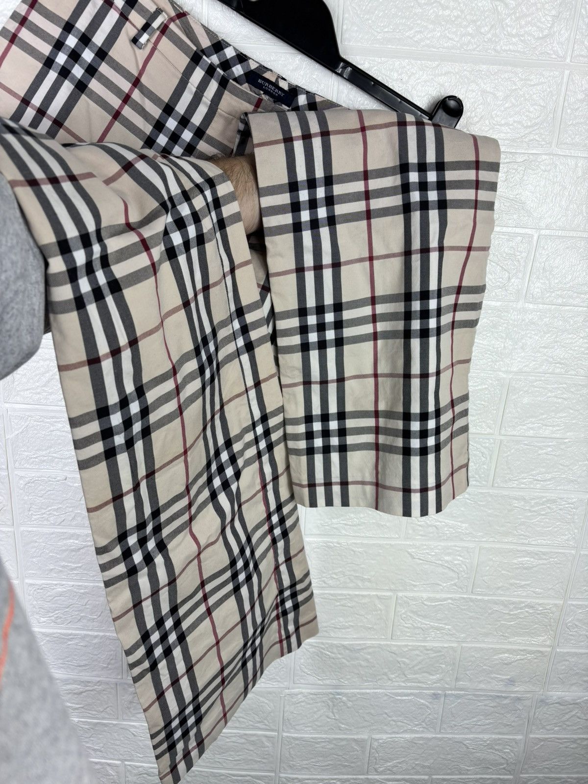 Burberry Burberry Nova Check Pants Made in France Men Size S Size US 31 - 5 Thumbnail