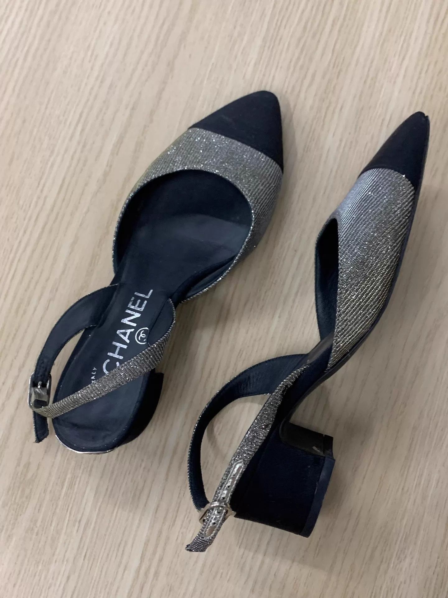 Chanel Chanel Shimmer Colorblock Pumps Size 35 New Size US 4.5 / IT 34.5 - 2 Thumbnail