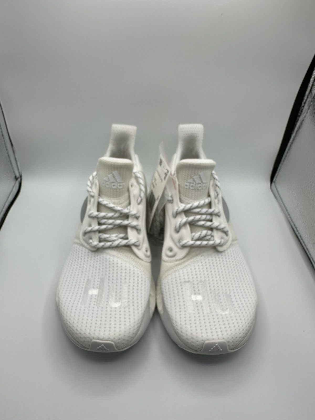 Adidas Adidas Solar HU Glide PRD X Pharrell “Cloud White” size 5 Size US 5 / EU 37 - 2 Thumbnail