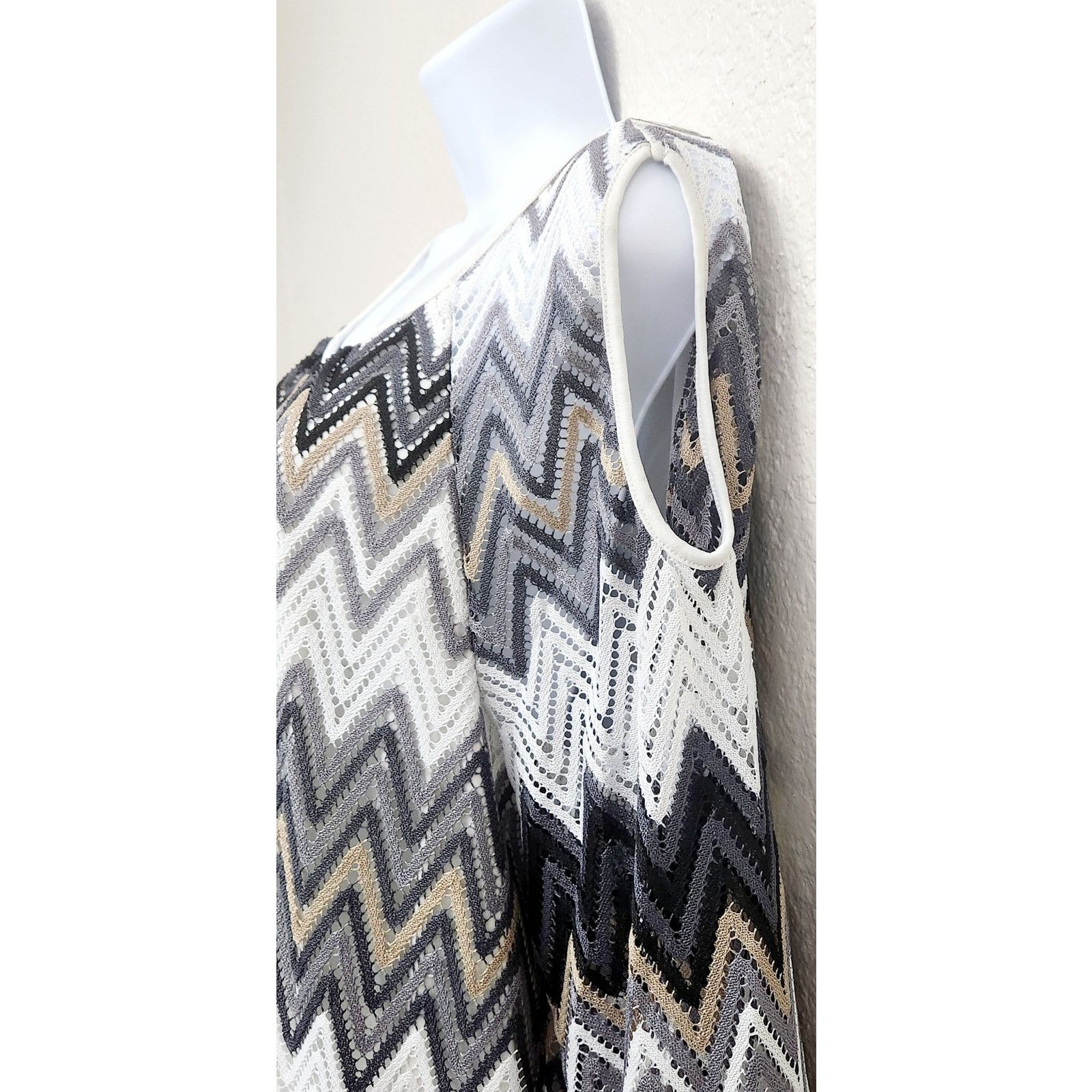 Other Tacera White Black Gray Tan Stripe Cold Shoulder Top 2X Plus Size XXL / US 16-18 / IT 52-54 - 2 Thumbnail