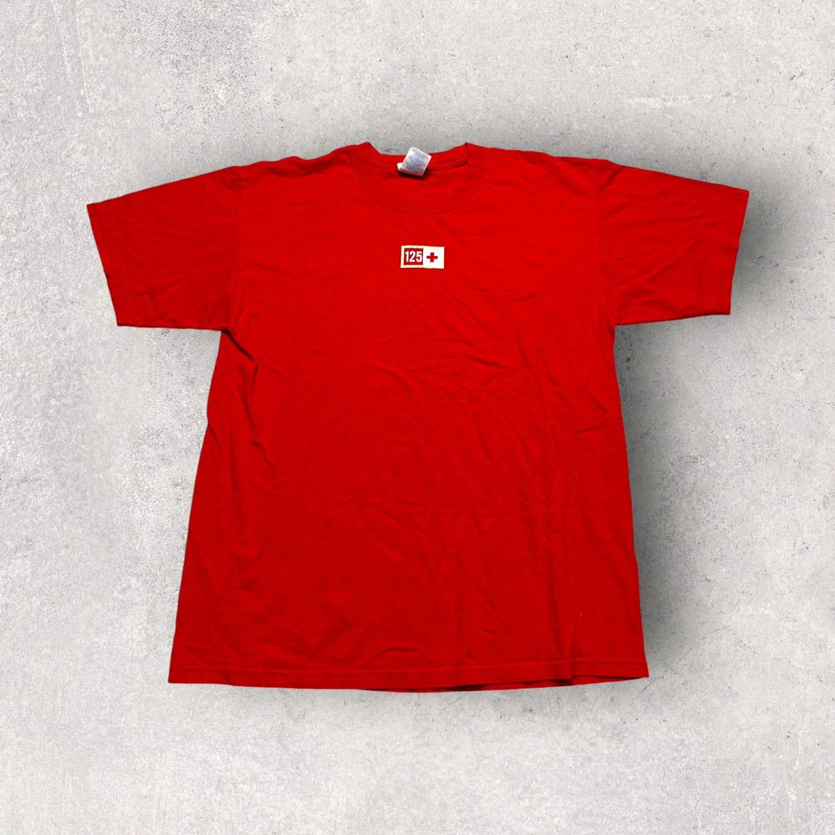 Vintage Vintage American Red Cross tee Size US L / EU 52-54 / 3 - 1 Thumbnail